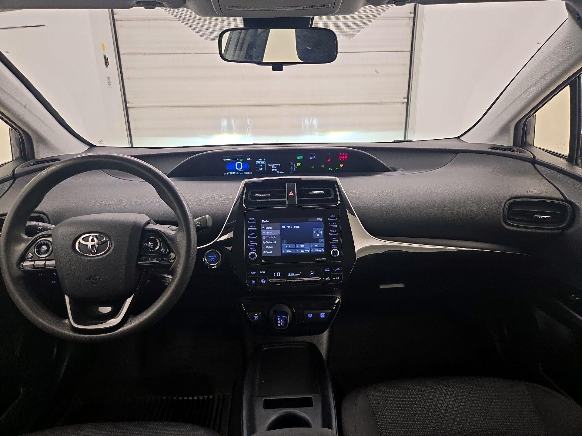 Thumbnail: 2022 Toyota Prius - 9