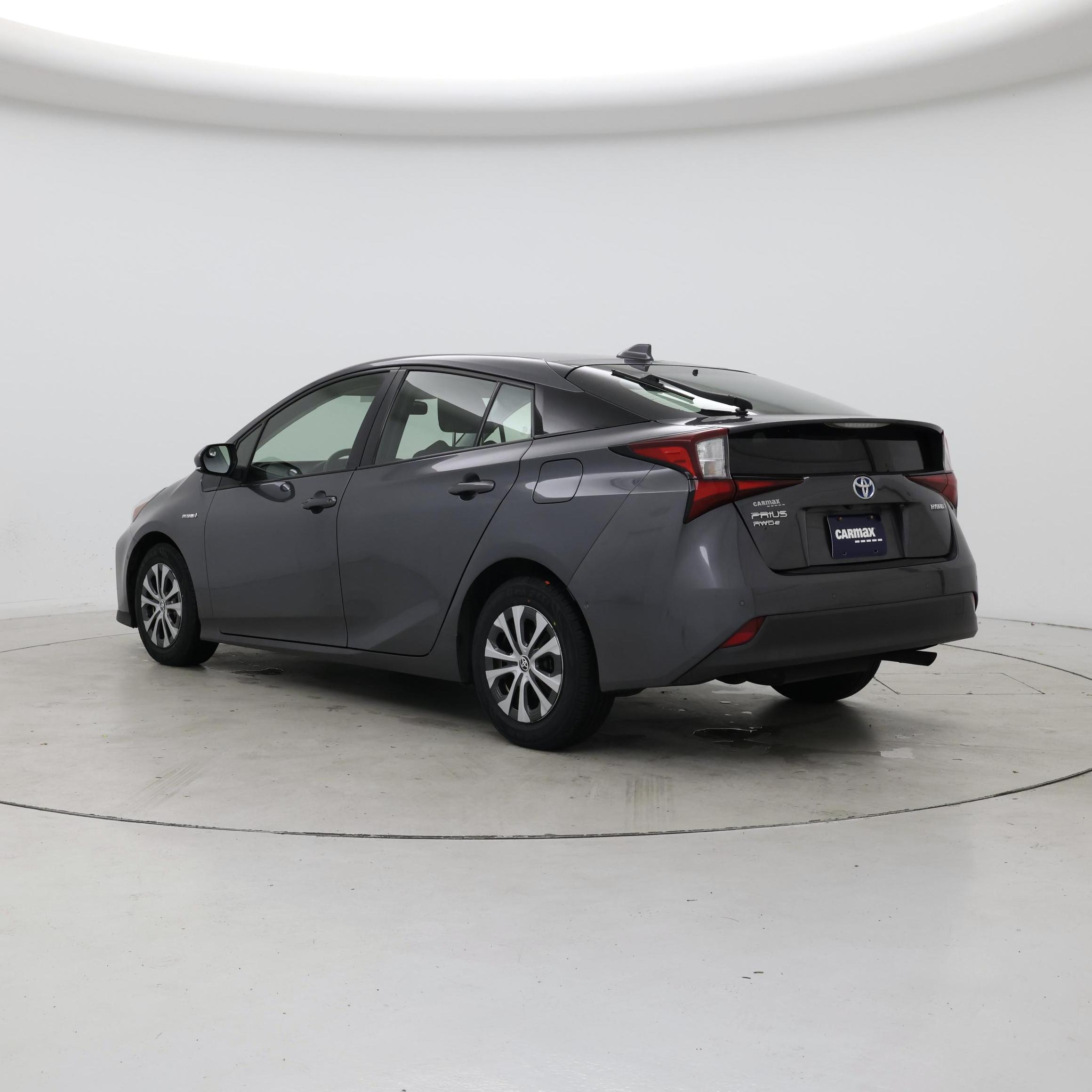 Thumbnail: 2022 Toyota Prius - 2