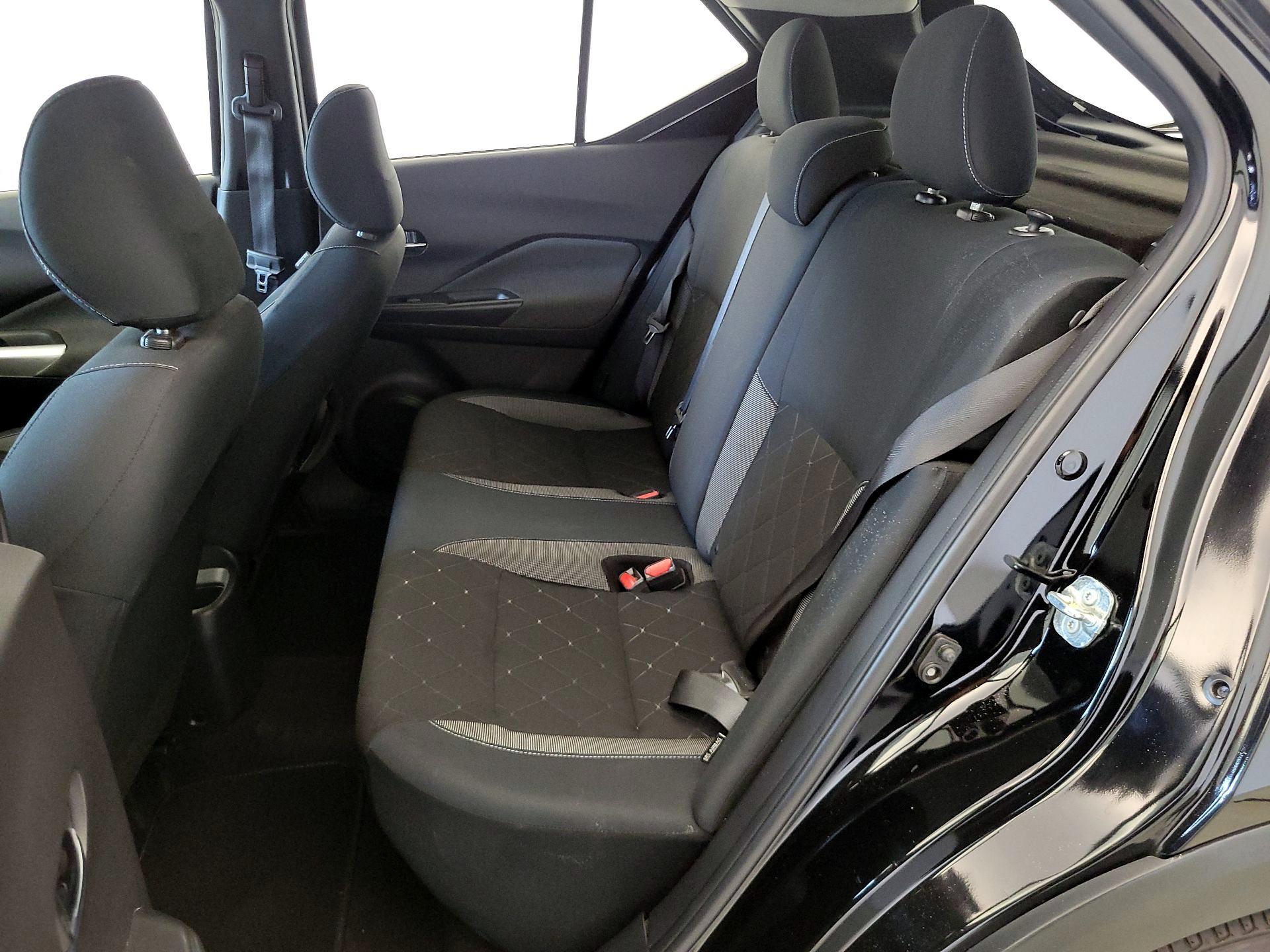 Thumbnail: 2020 Nissan Kicks - 19