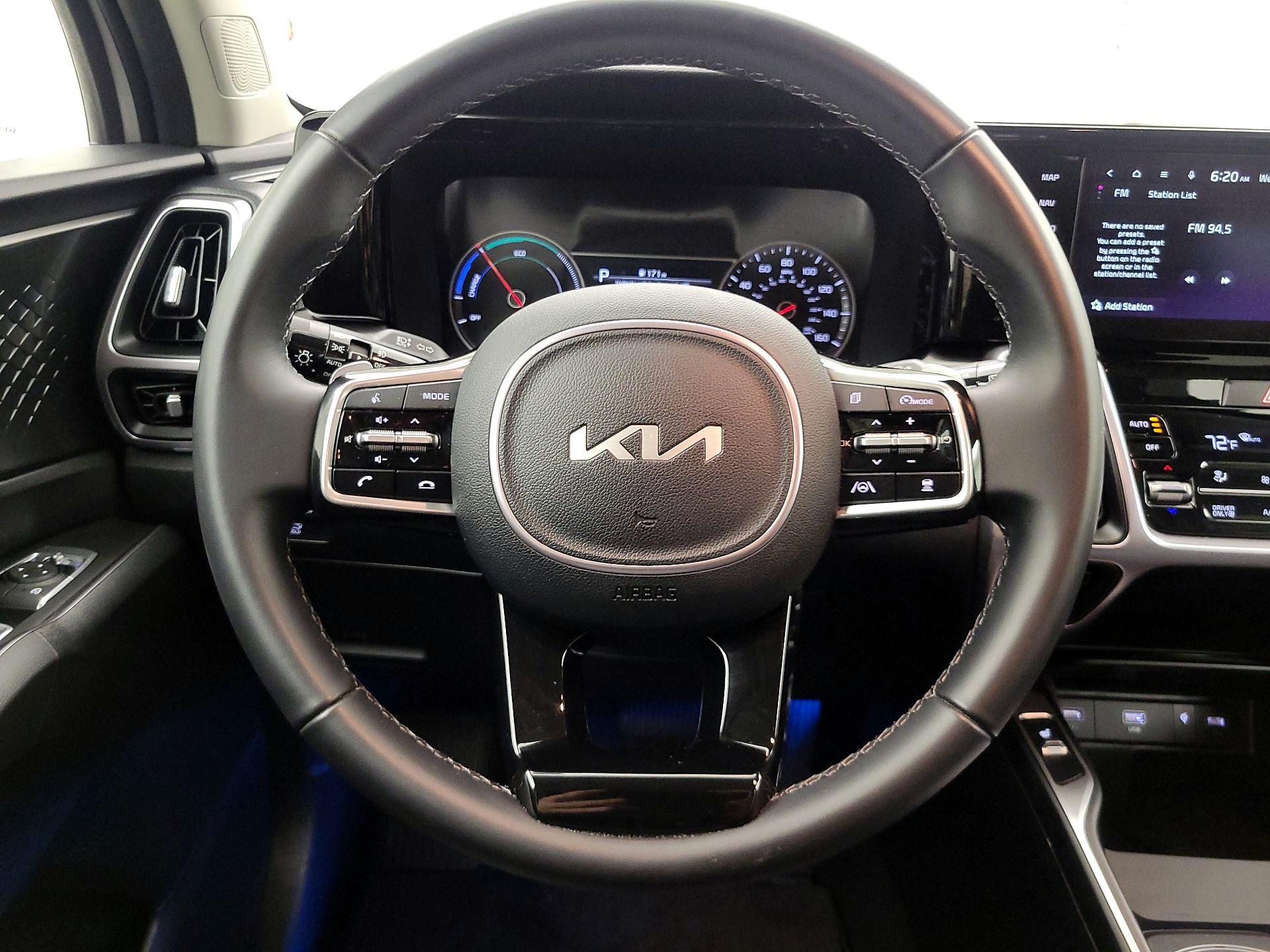 Thumbnail: 2023 Kia Sorento - 10