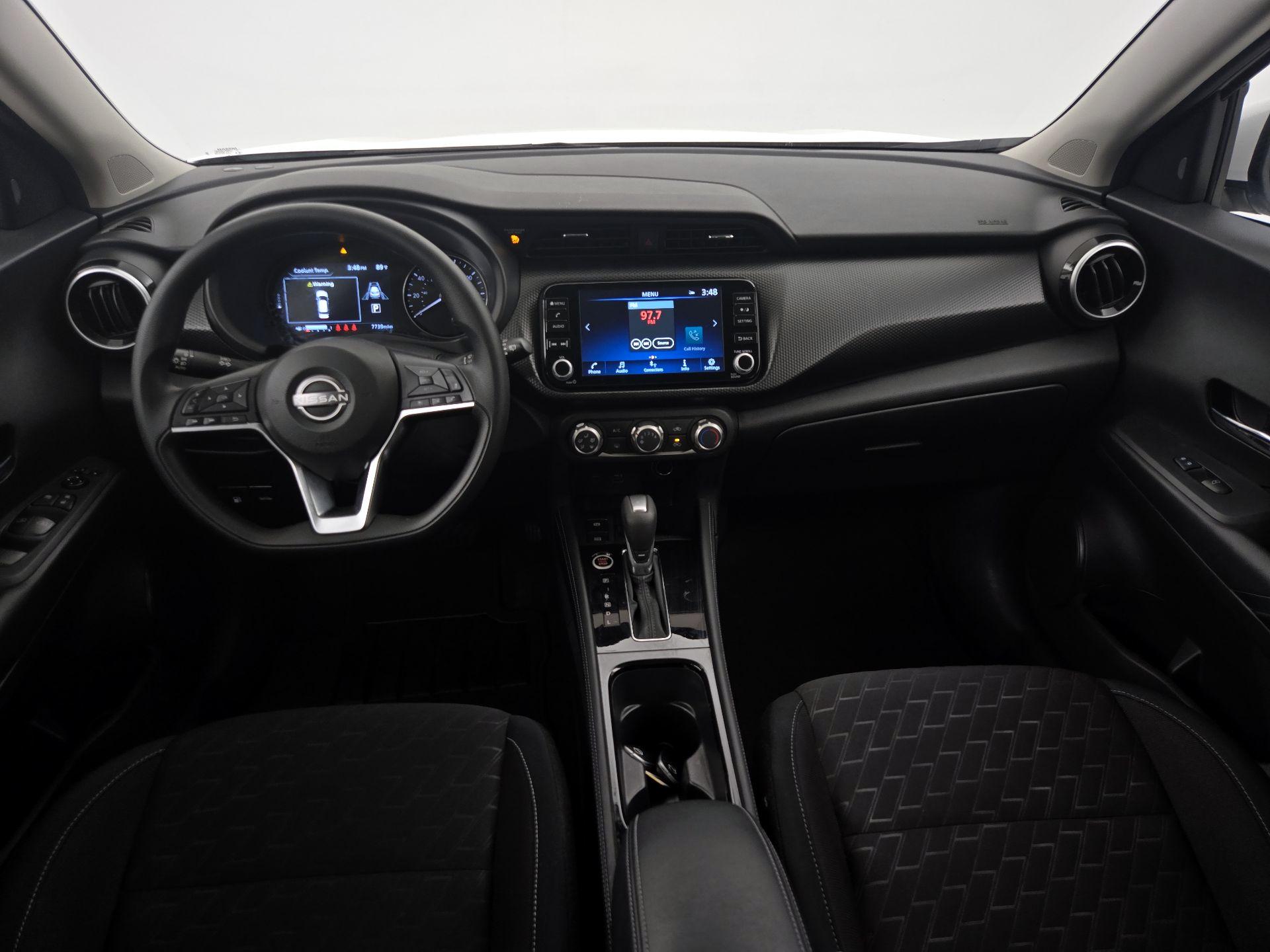 Thumbnail: 2024 Nissan Kicks - 9