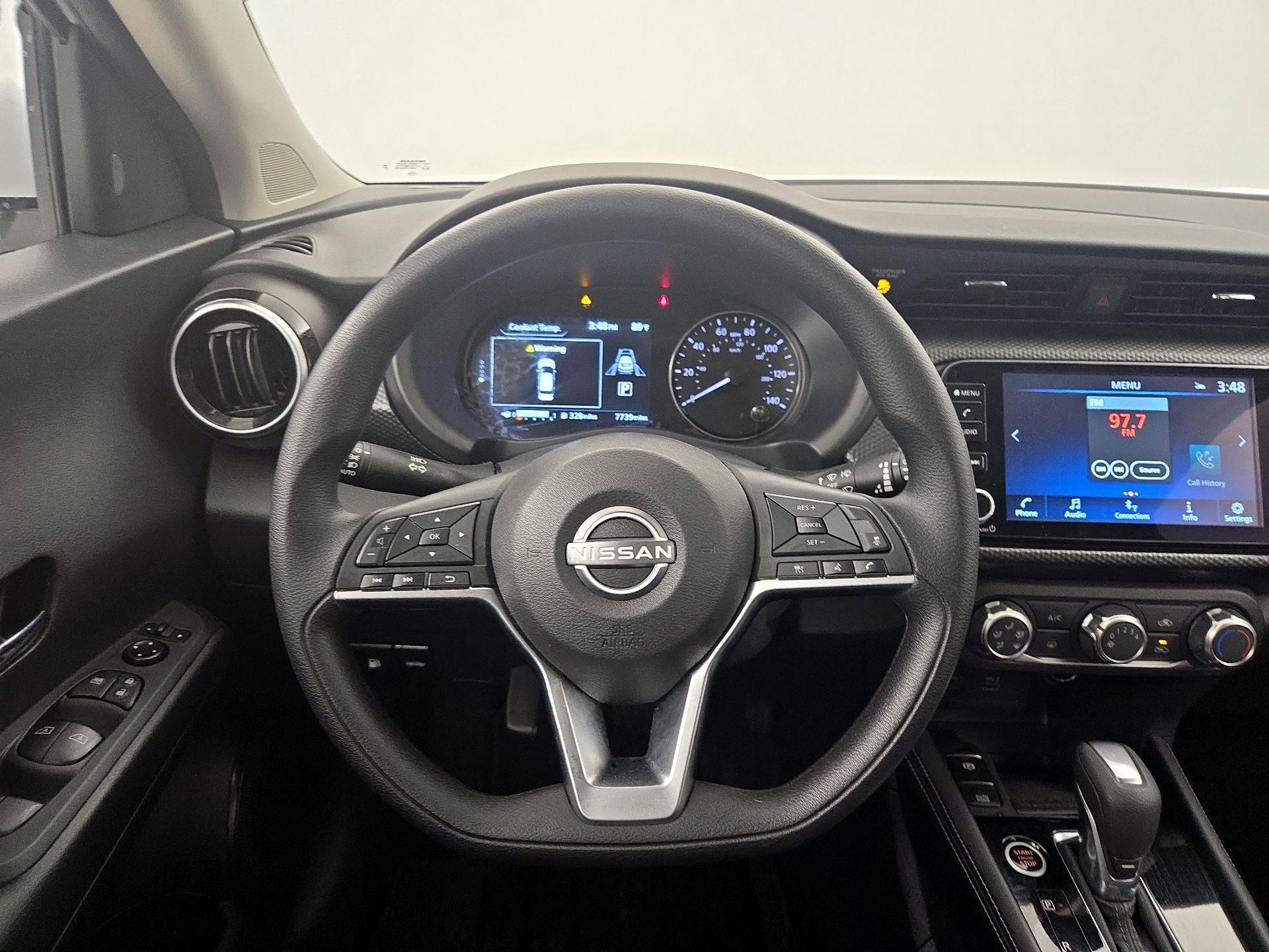 Thumbnail: 2024 Nissan Kicks - 10