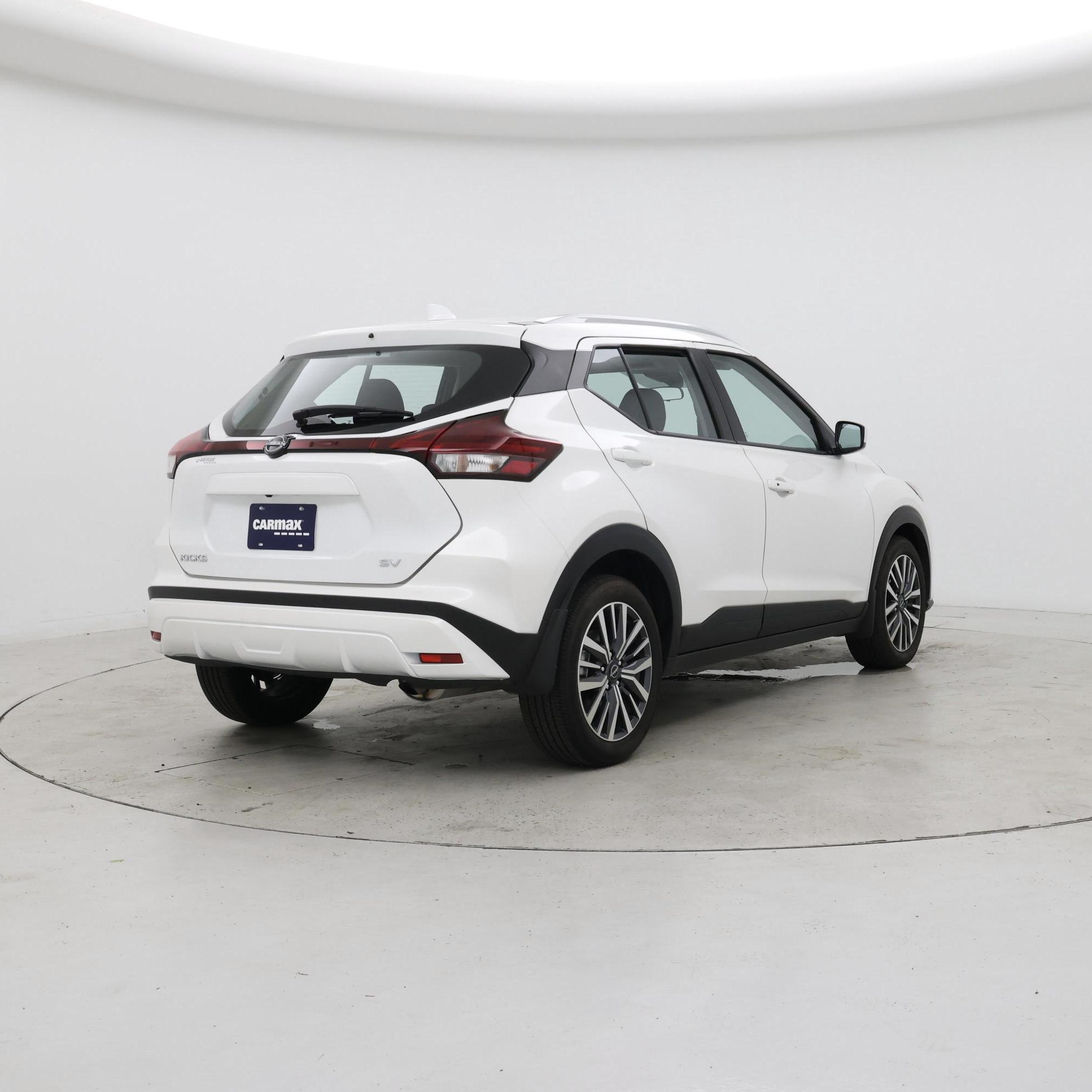 Thumbnail: 2024 Nissan Kicks - 8