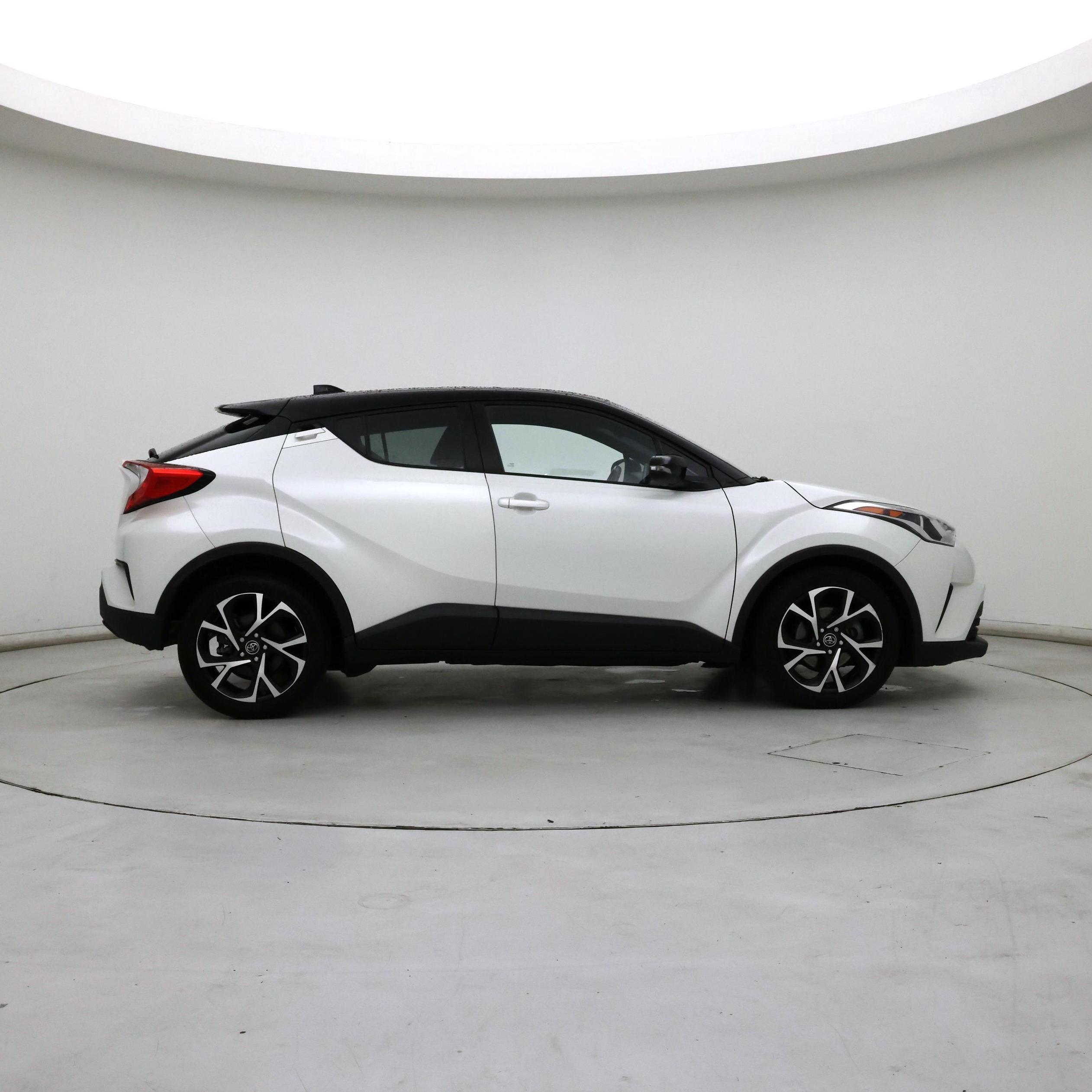 Thumbnail: 2019 Toyota C-HR - 7