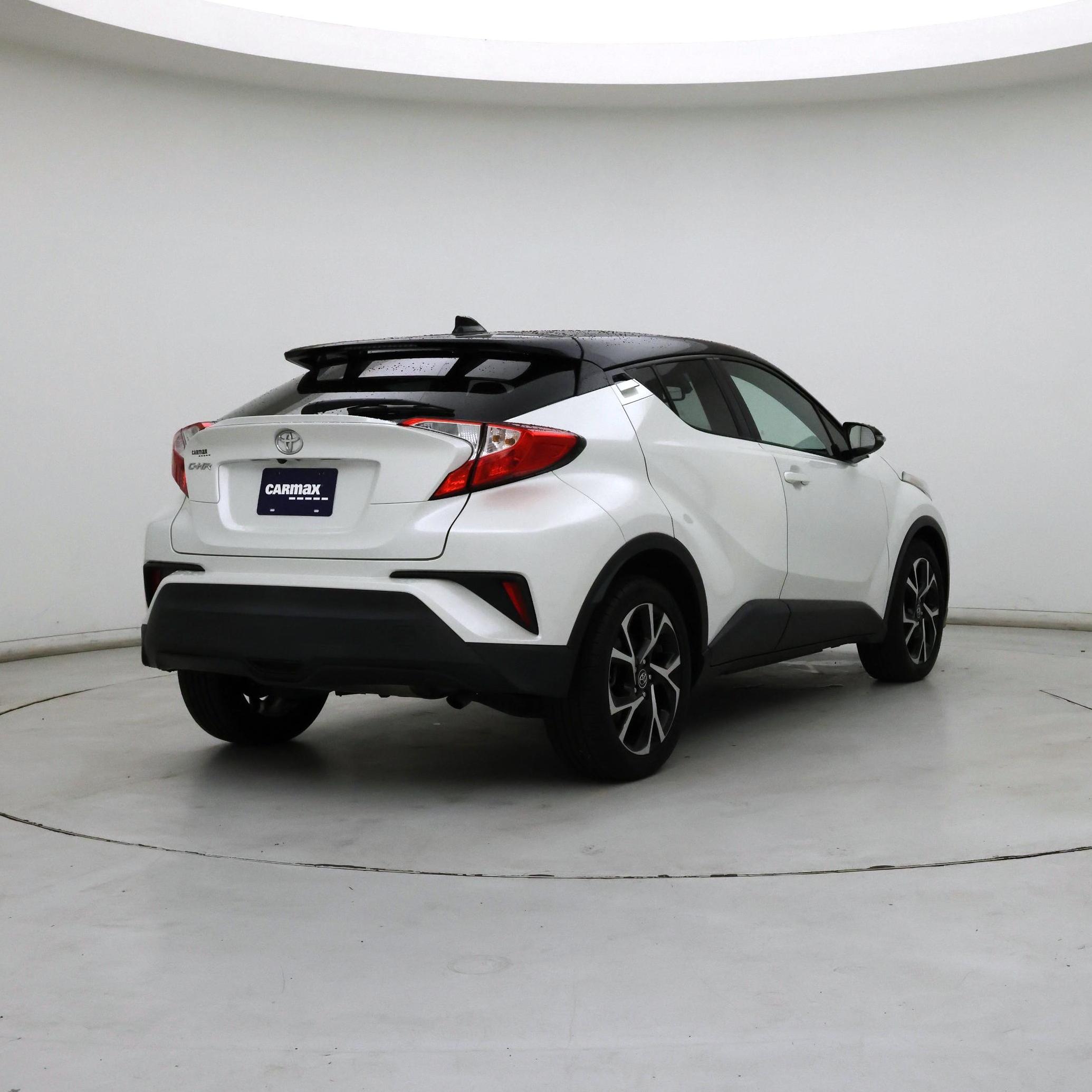 Thumbnail: 2019 Toyota C-HR - 8