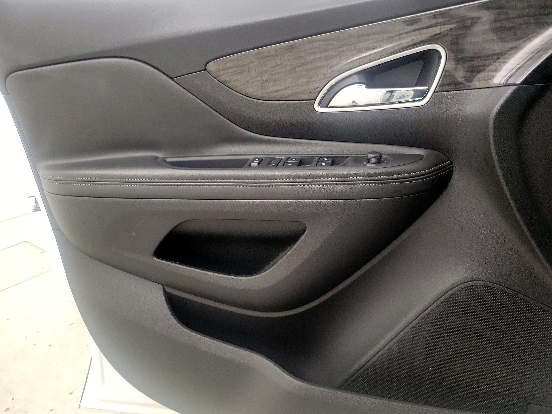 Thumbnail: 2016 Buick Encore - 12