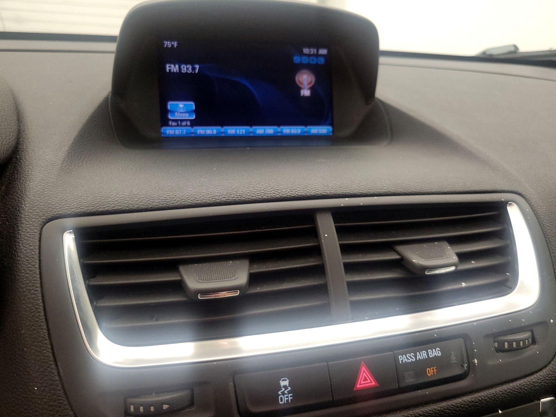 Thumbnail: 2016 Buick Encore - 16
