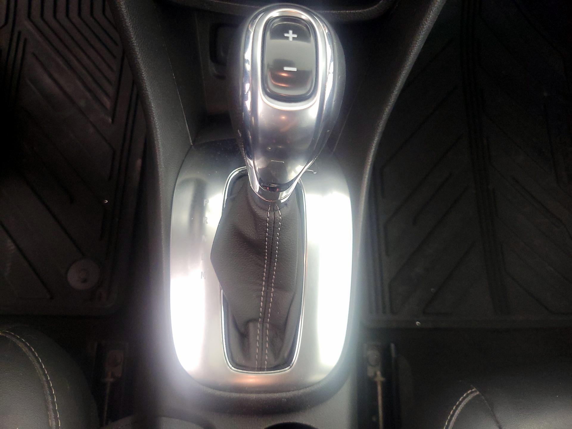 Thumbnail: 2016 Buick Encore - 18