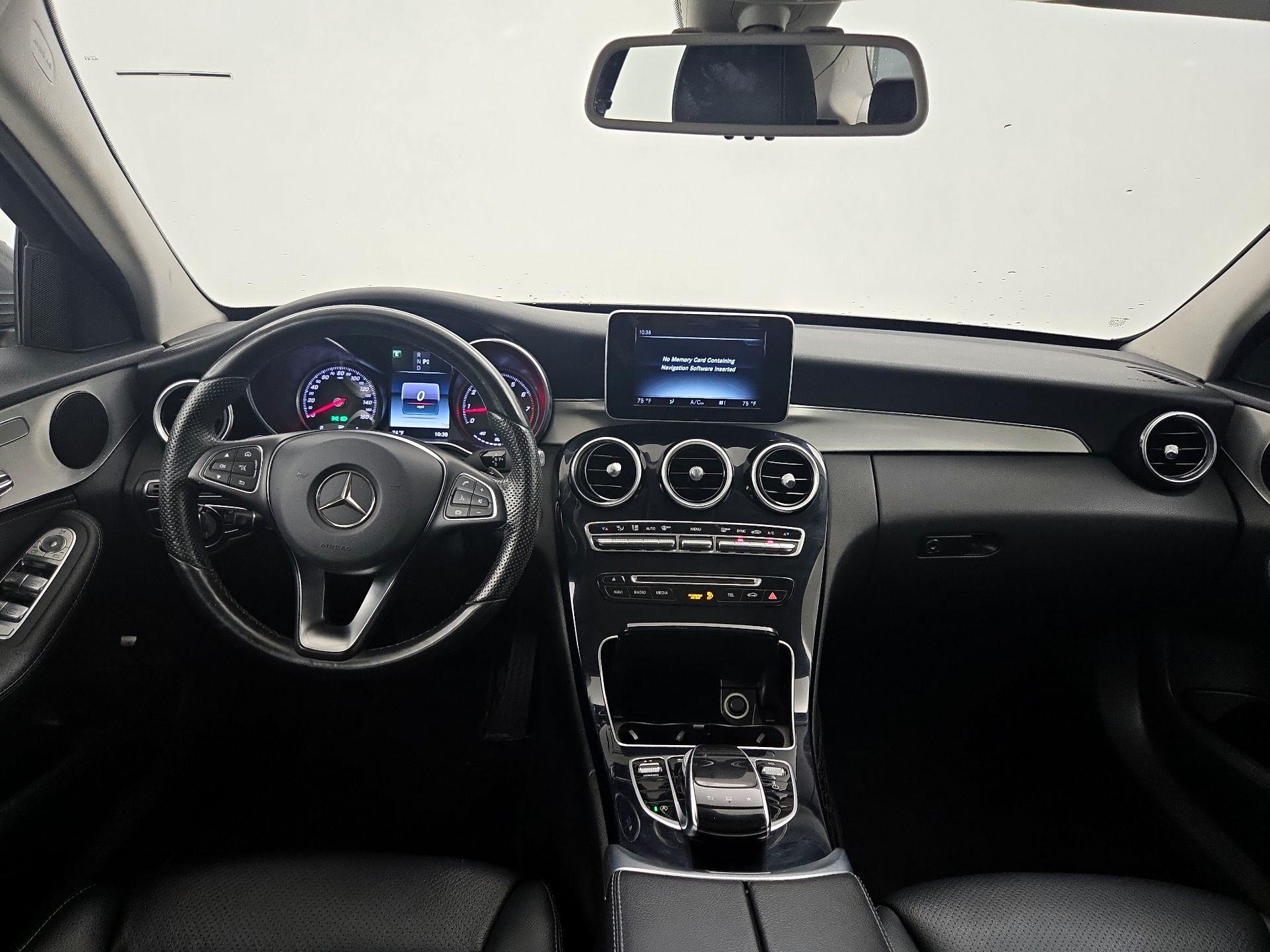Thumbnail: 2016 Mercedes-Benz C-Class - 9