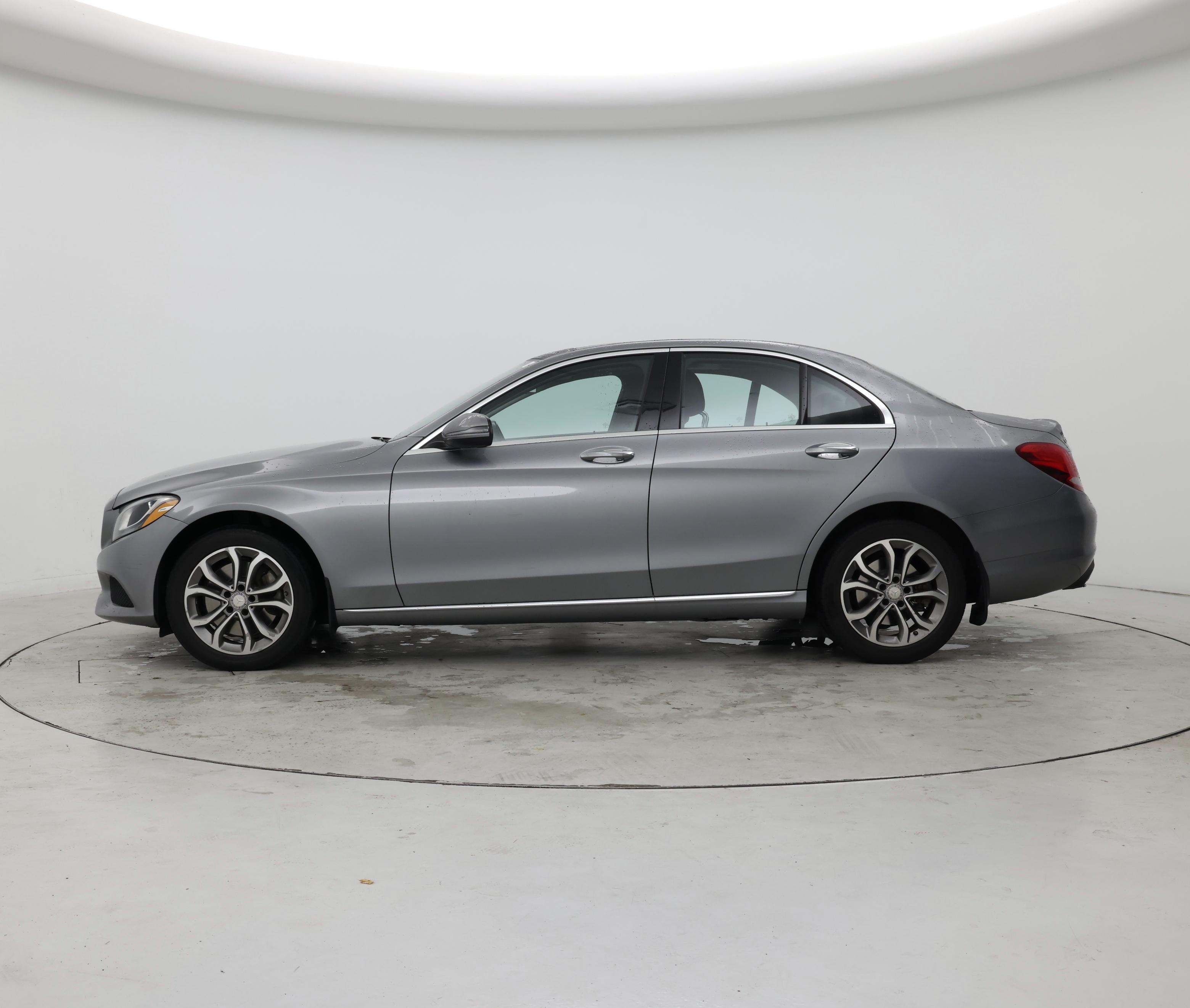 Thumbnail: 2016 Mercedes-Benz C-Class - 3