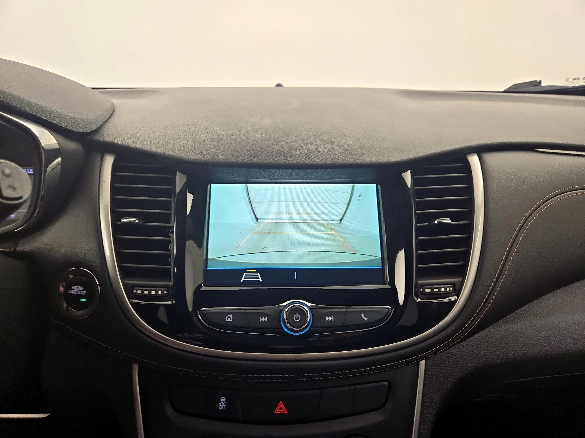 Thumbnail: 2019 Chevrolet Trax - 14