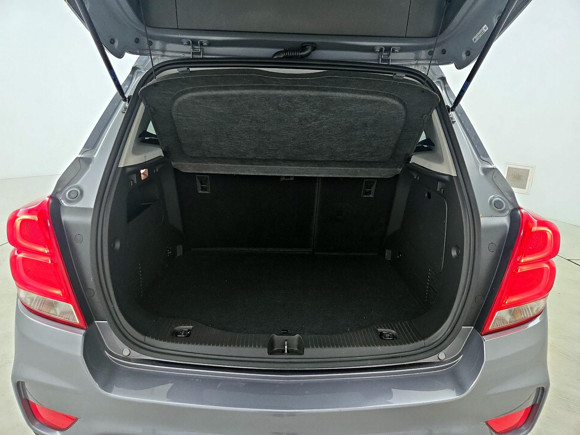 Thumbnail: 2019 Chevrolet Trax - 20