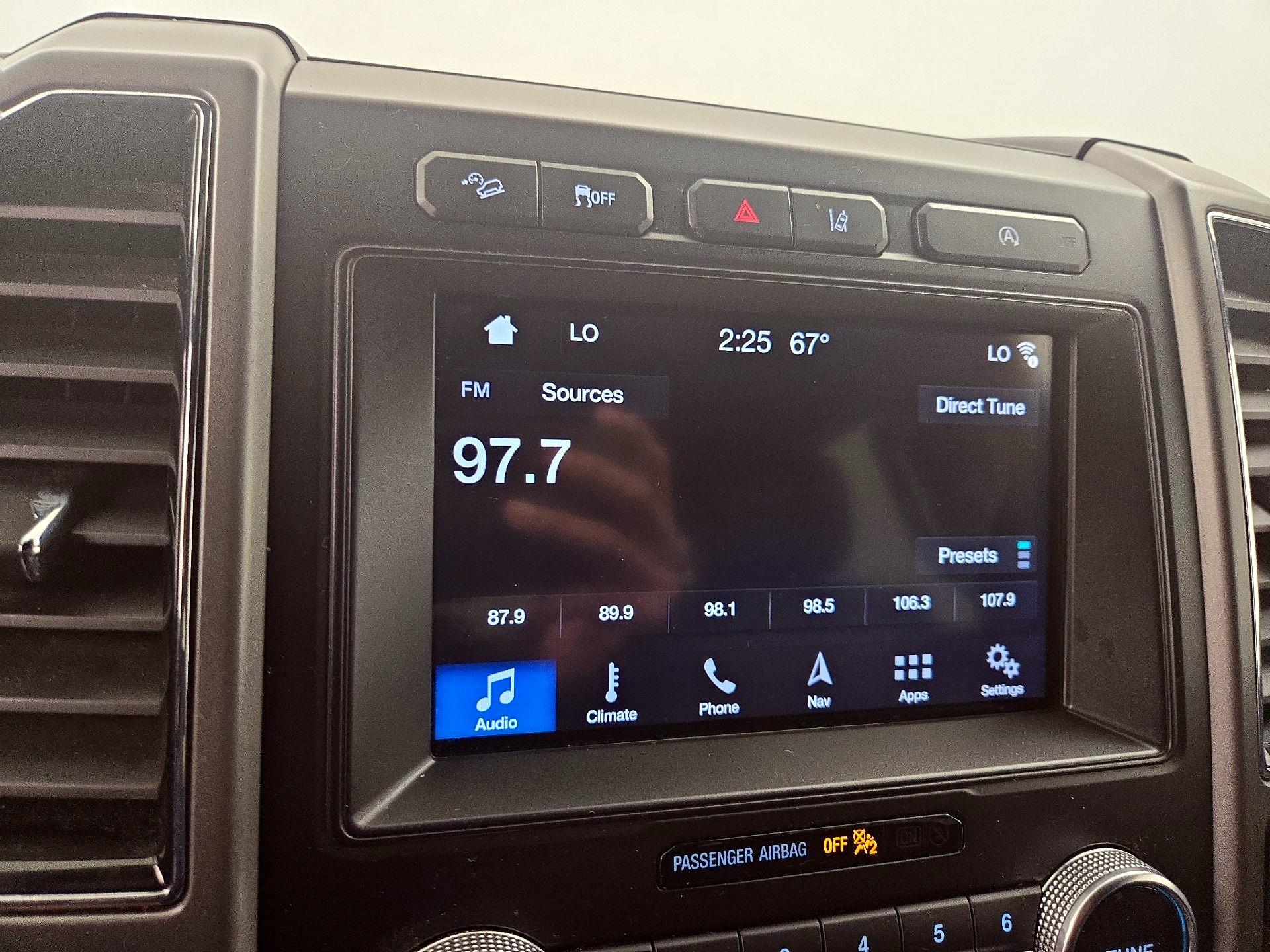 Thumbnail: 2019 Ford Expedition - 16