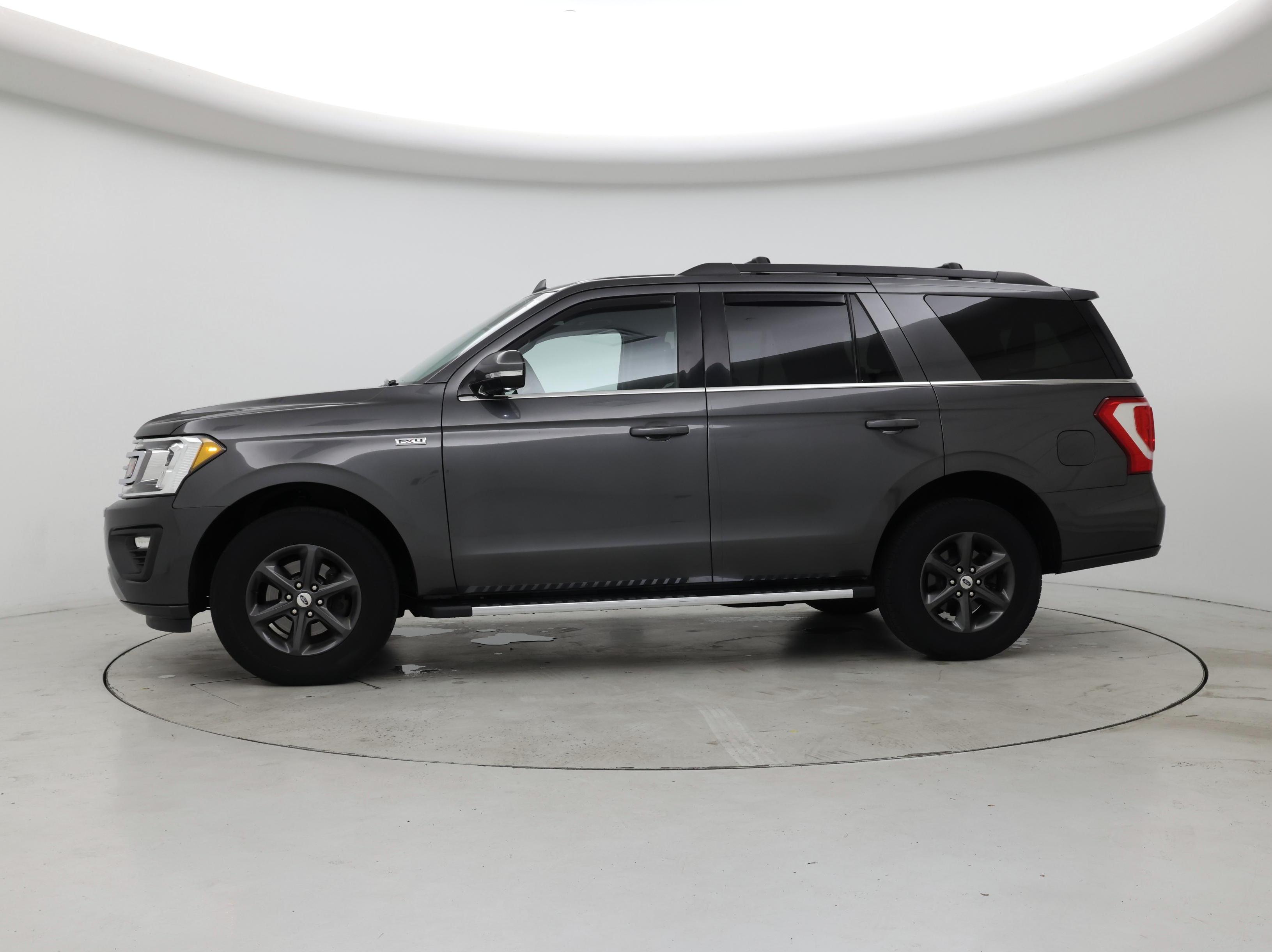Thumbnail: 2019 Ford Expedition - 3