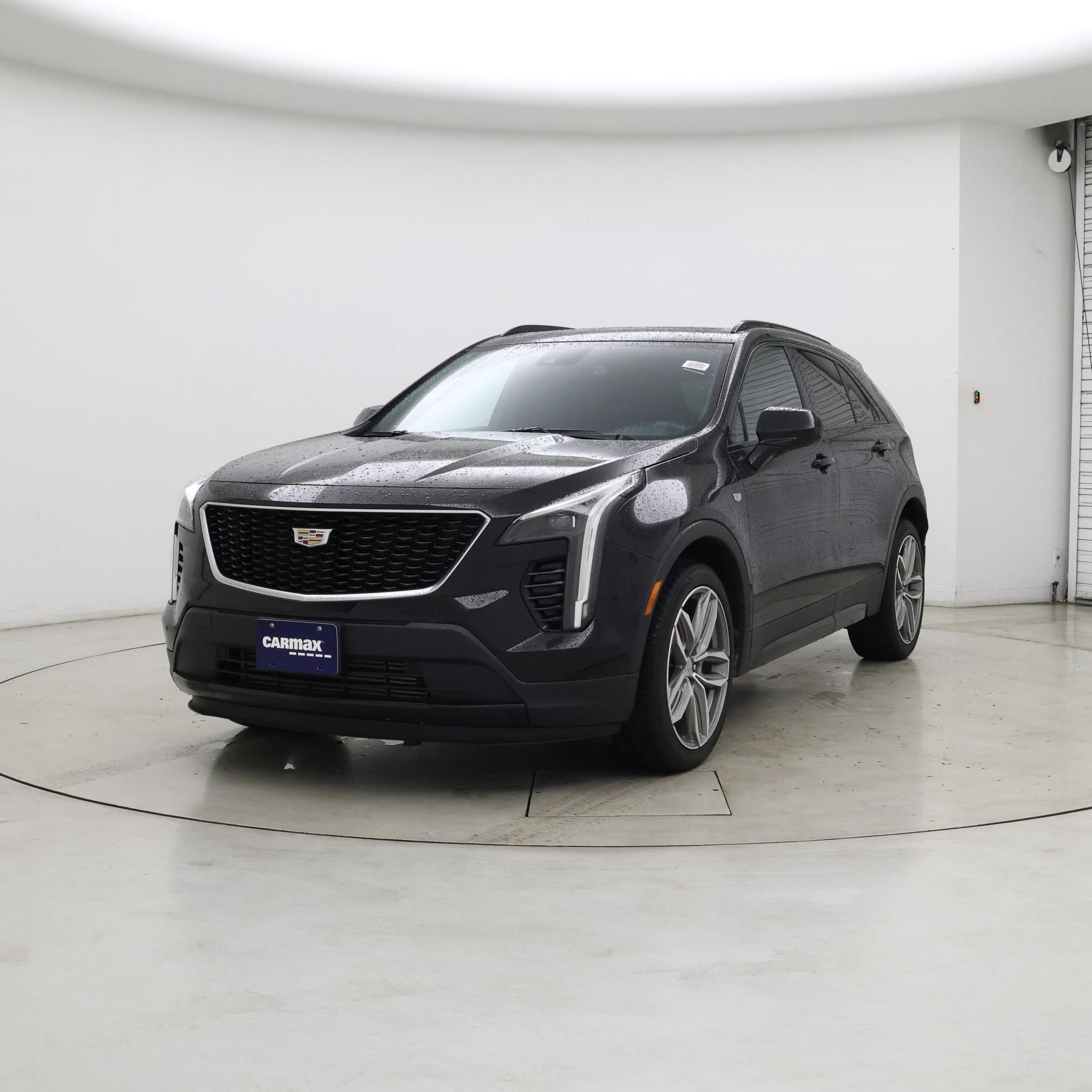 Thumbnail: 2019 Cadillac XT4 - 4