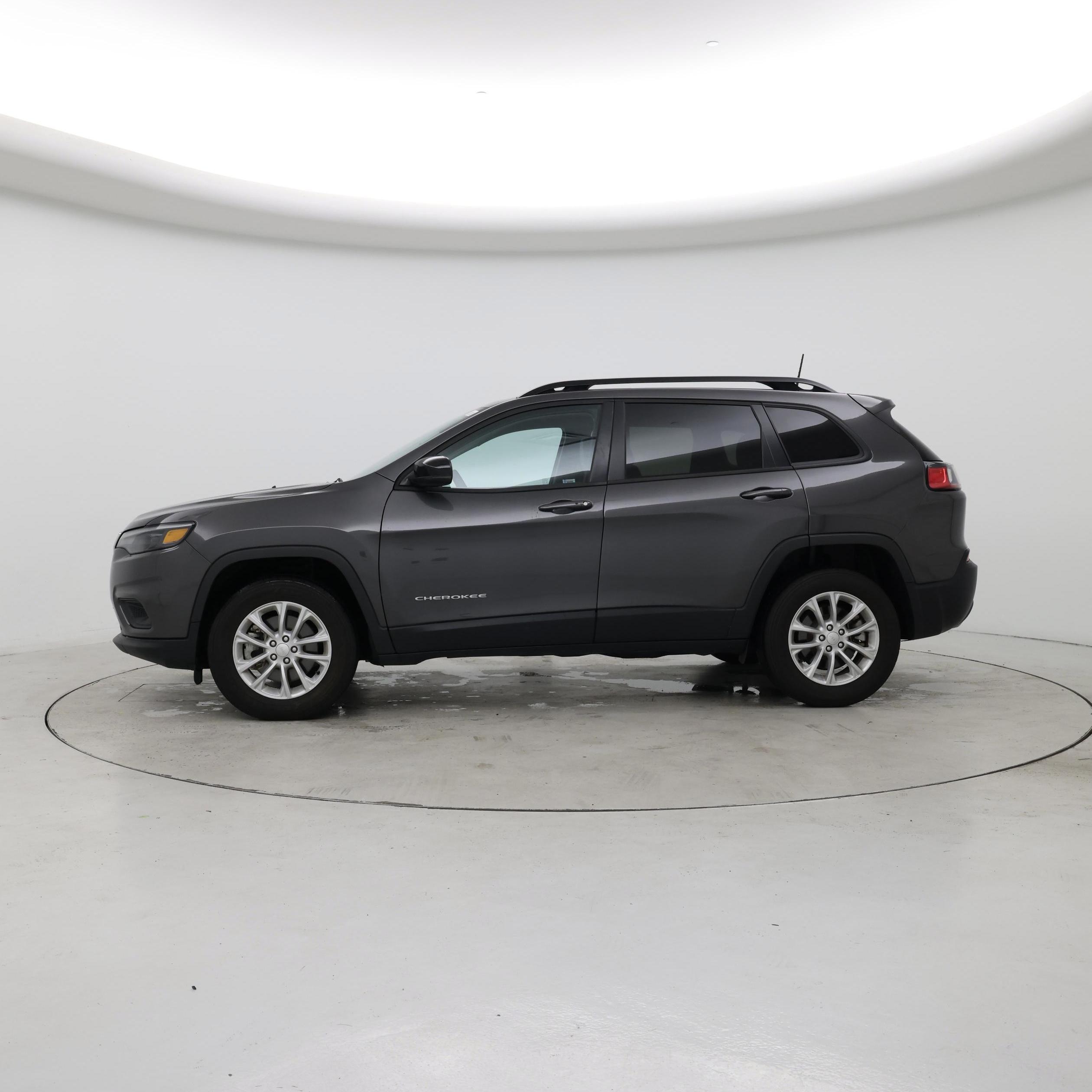 Thumbnail: 2022 Jeep Cherokee - 3