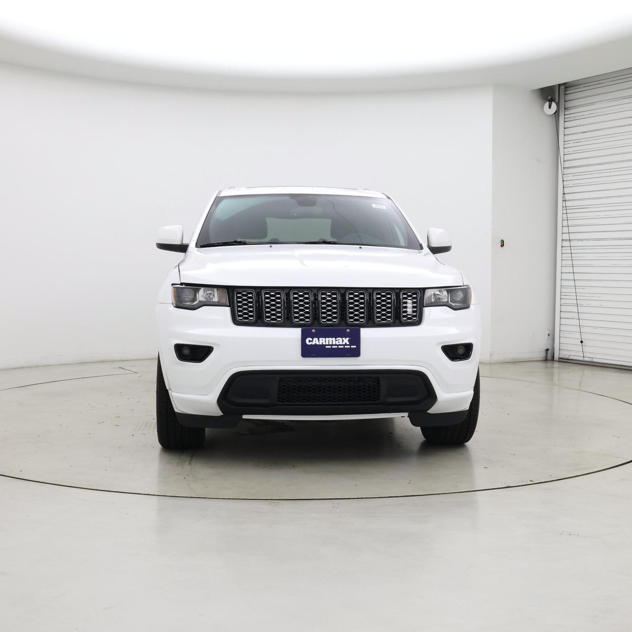 Thumbnail: 2020 Jeep Grand Cherokee - 5