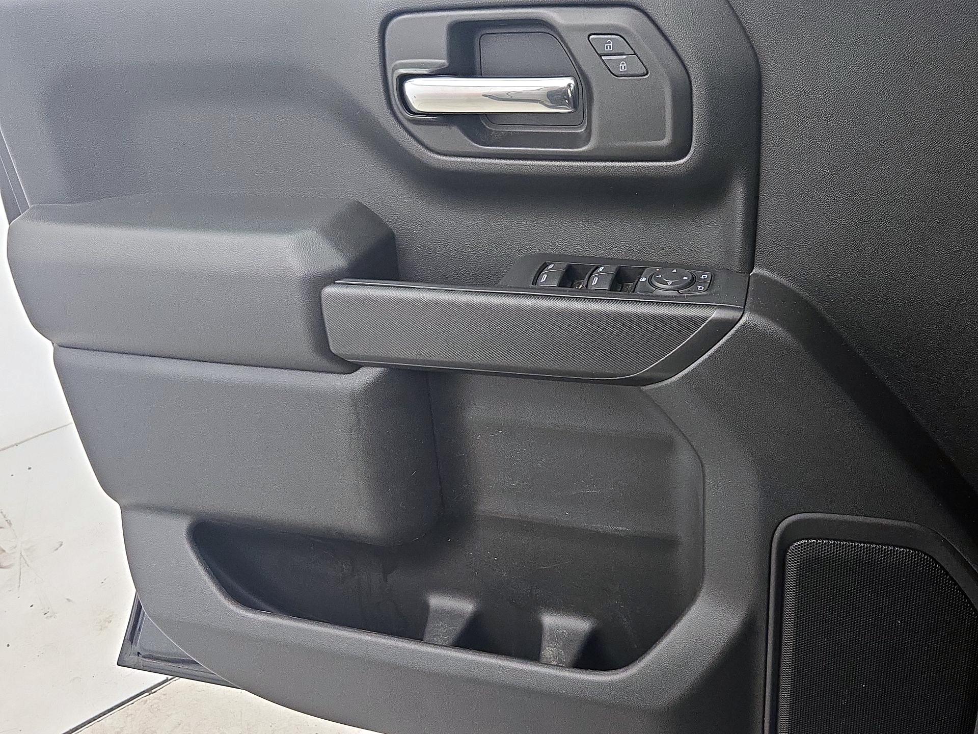 Thumbnail: 2021 Chevrolet Silverado 1500 - 12
