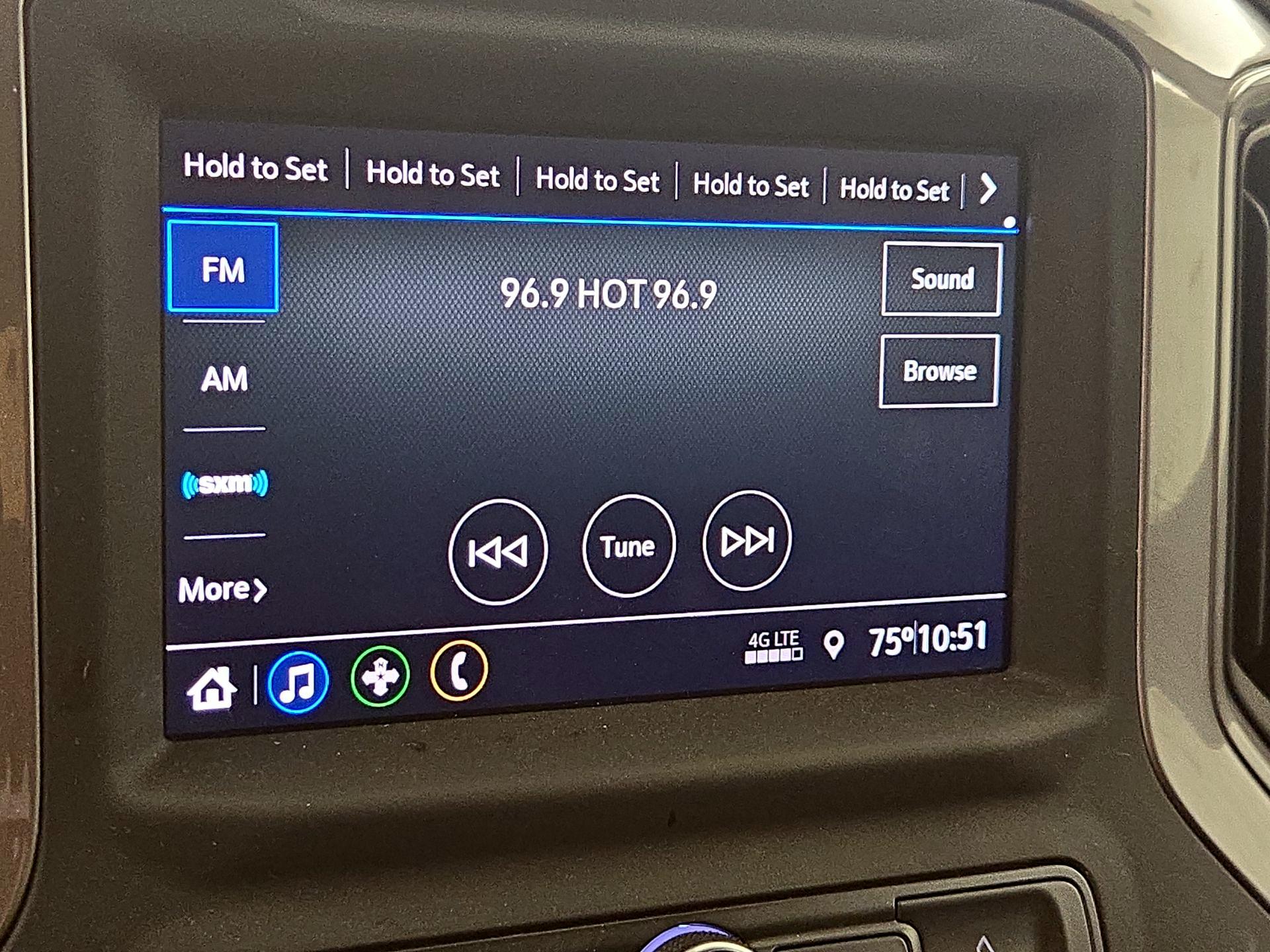 Thumbnail: 2021 Chevrolet Silverado 1500 - 15