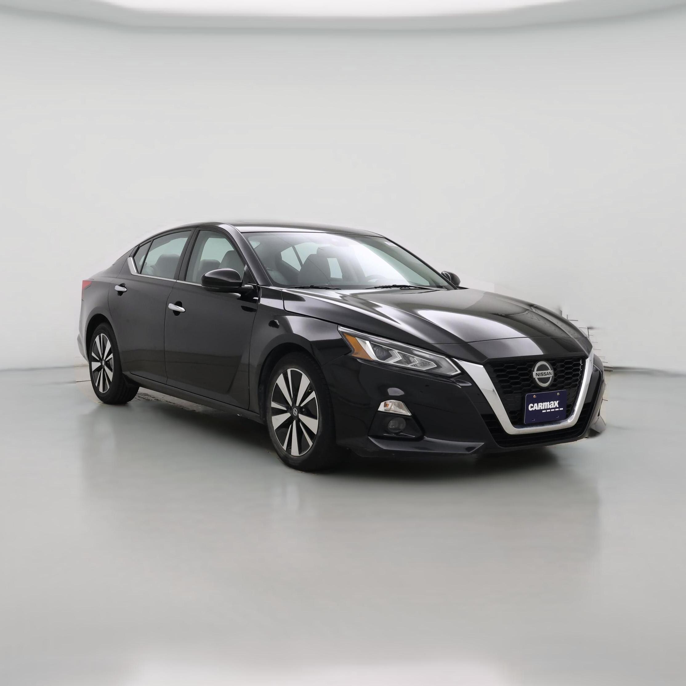 Thumbnail: 2020 Nissan Altima - 1