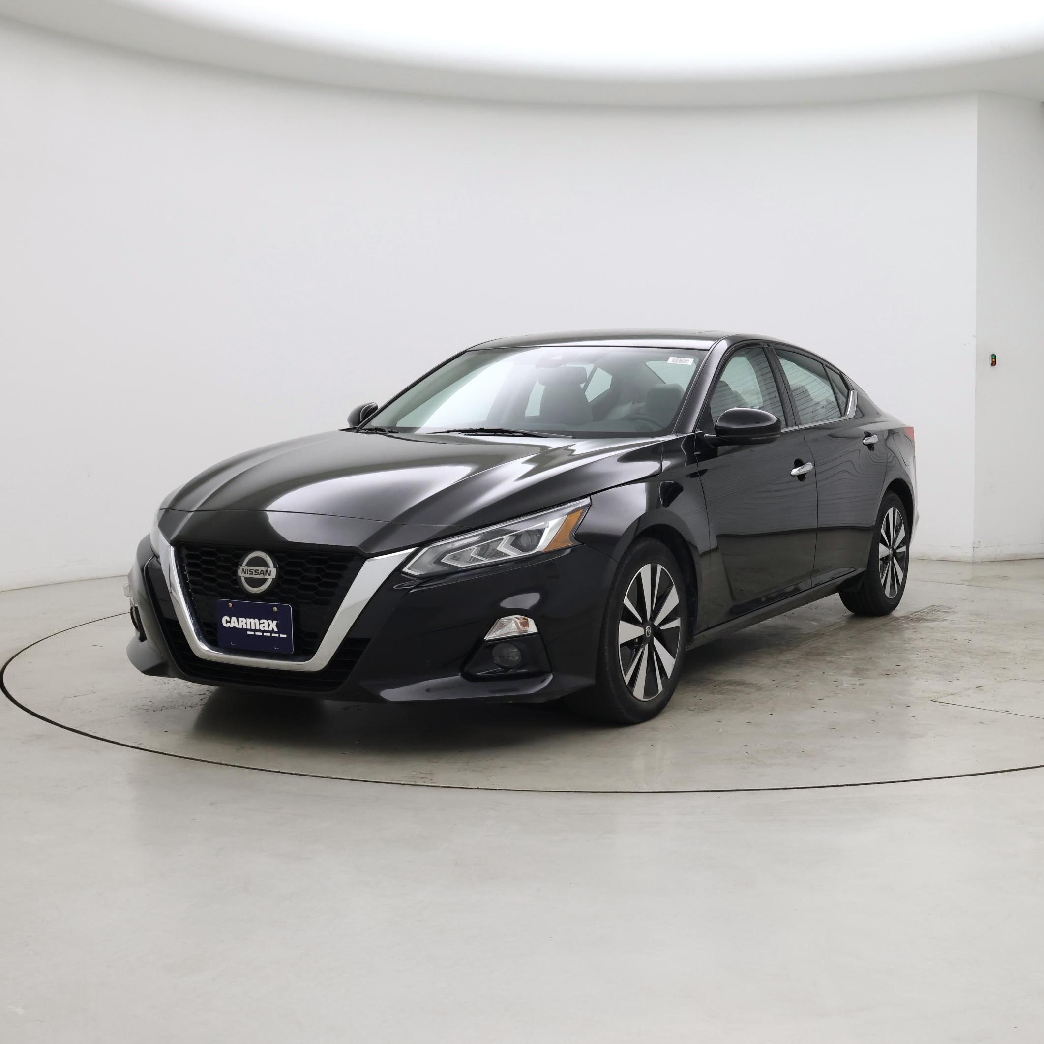 Thumbnail: 2020 Nissan Altima - 4