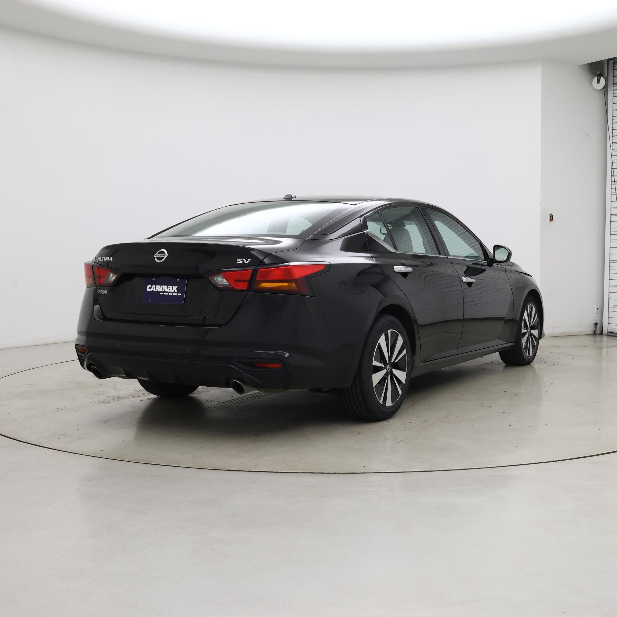 Thumbnail: 2020 Nissan Altima - 8