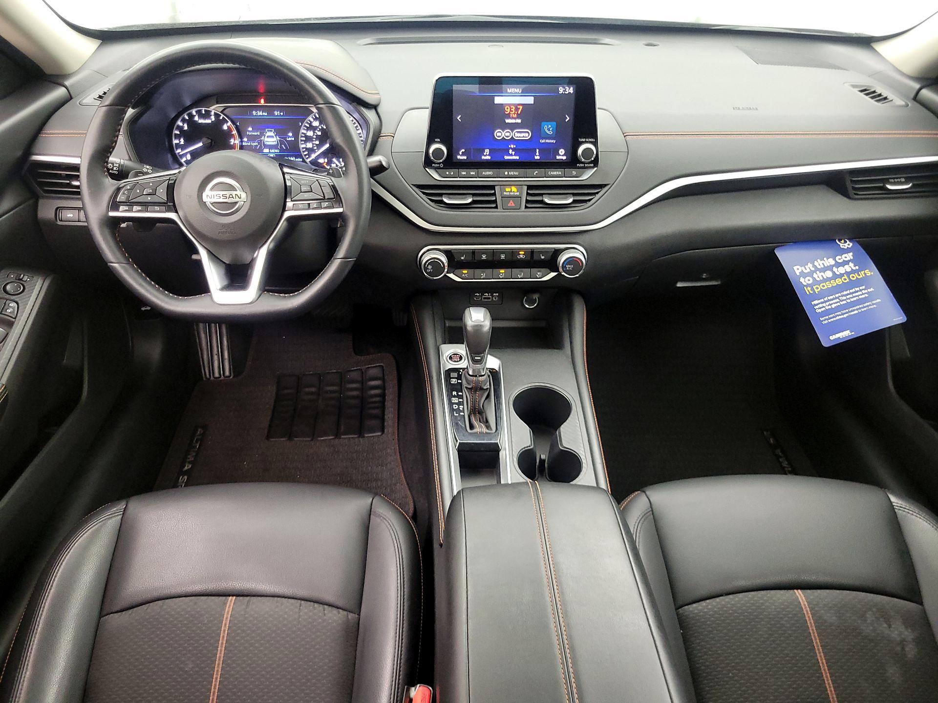 Thumbnail: 2020 Nissan Altima - 9