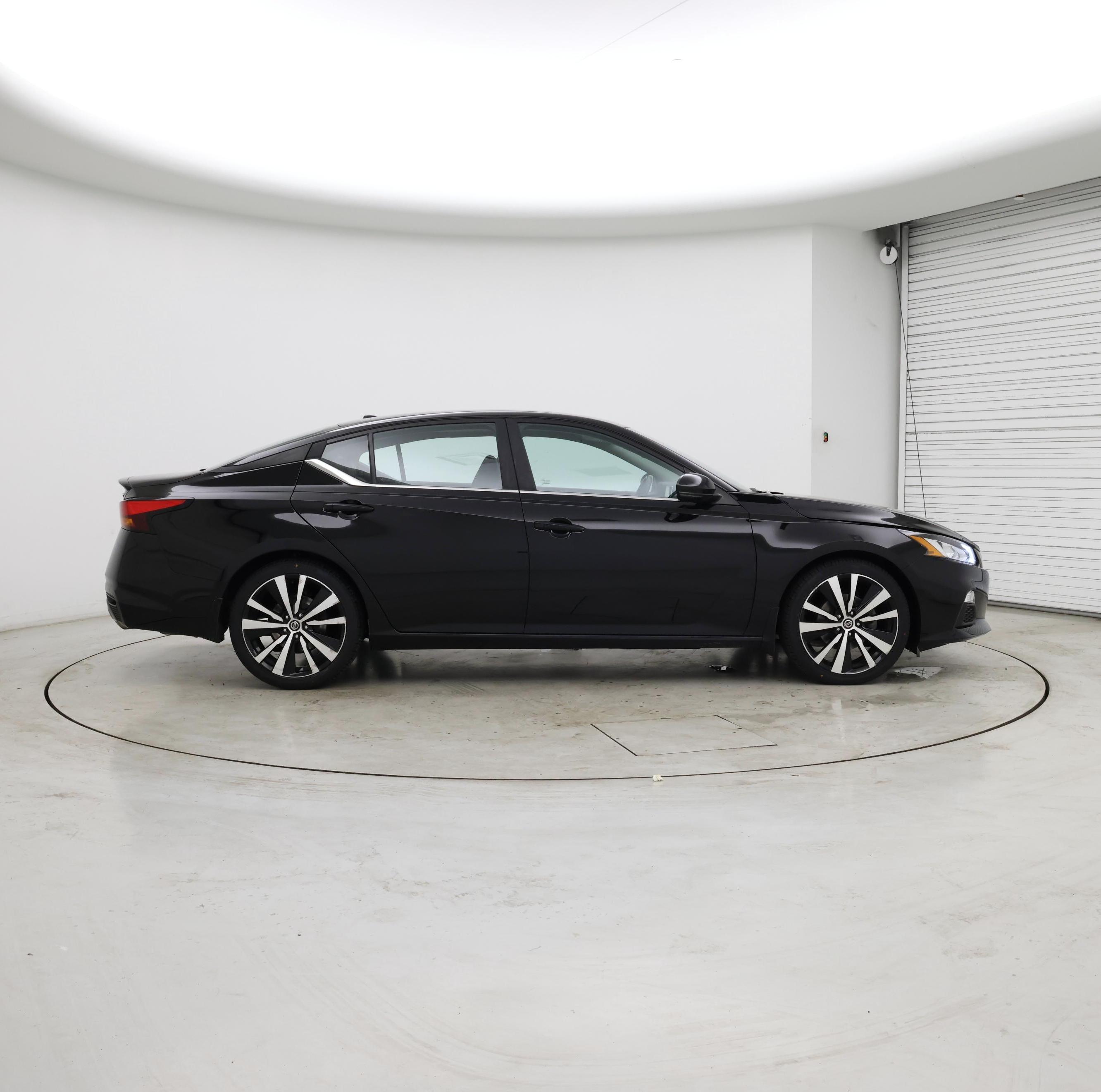 Thumbnail: 2020 Nissan Altima - 7