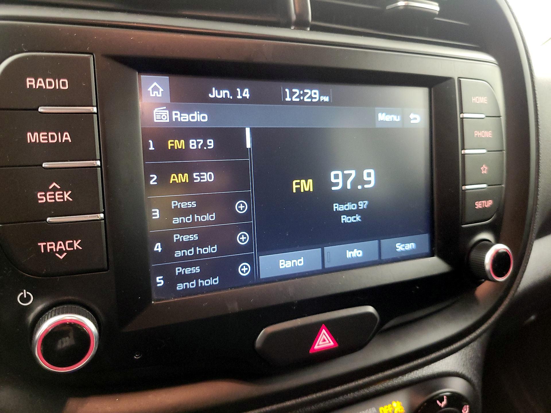 Thumbnail: 2020 Kia Soul - 15