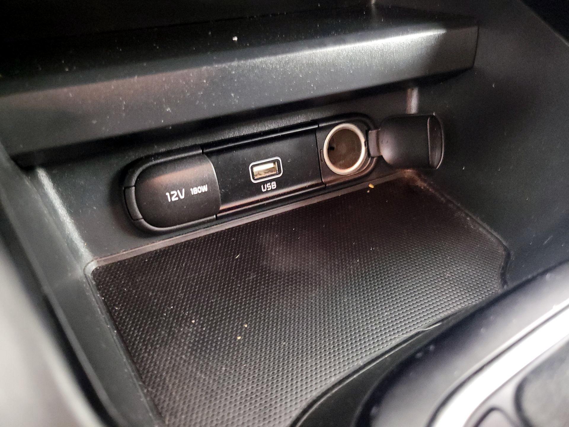 Thumbnail: 2020 Kia Soul - 18