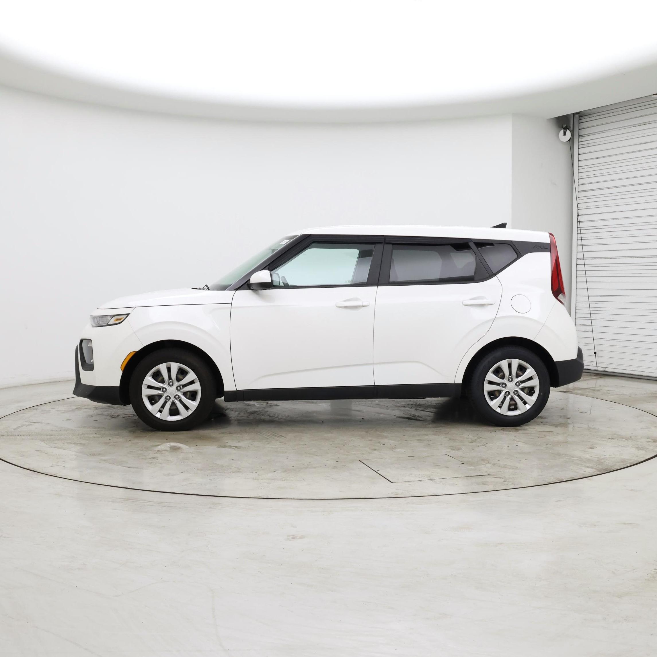 Thumbnail: 2020 Kia Soul - 3