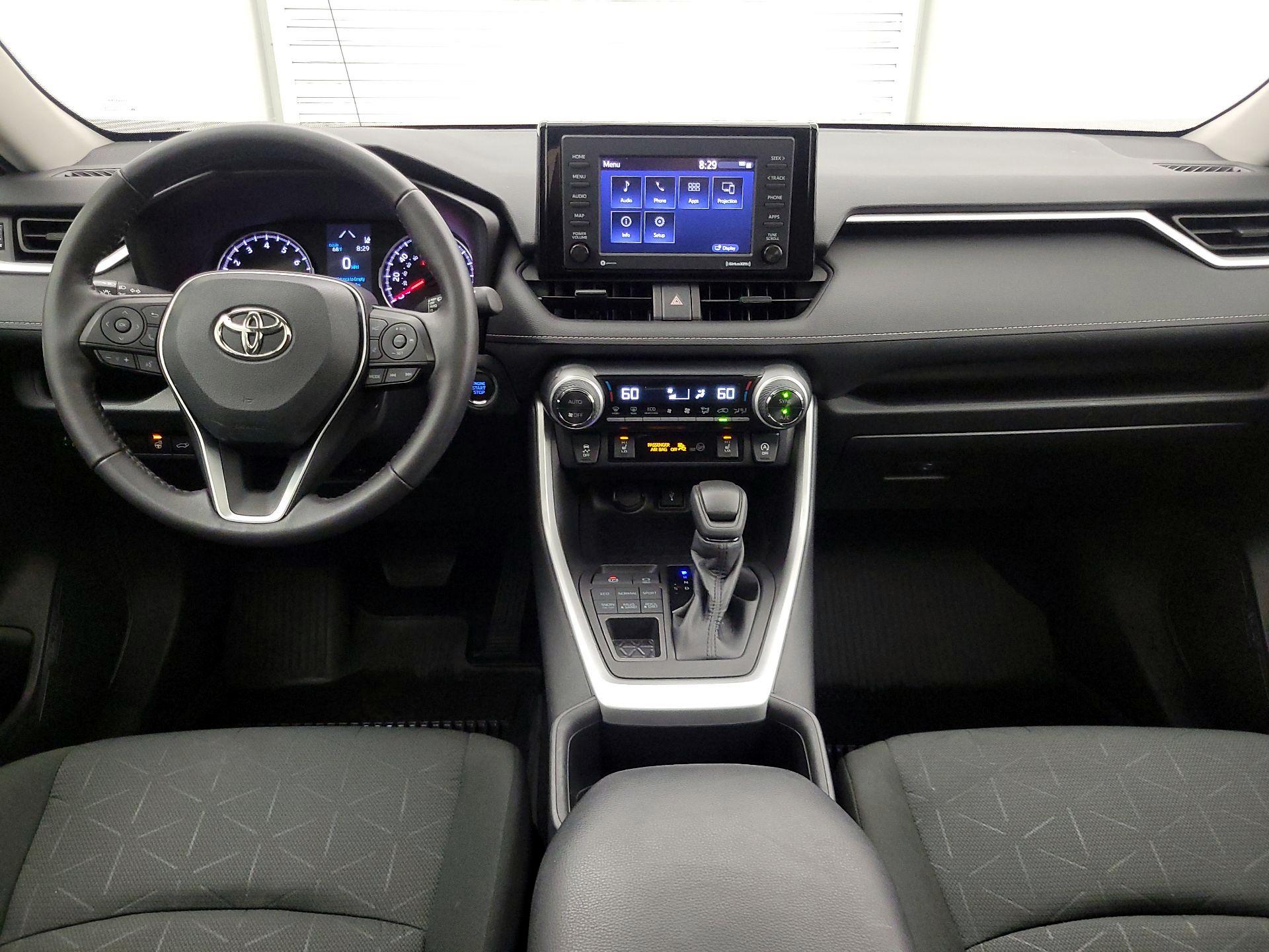 Thumbnail: 2022 Toyota RAV4 - 9