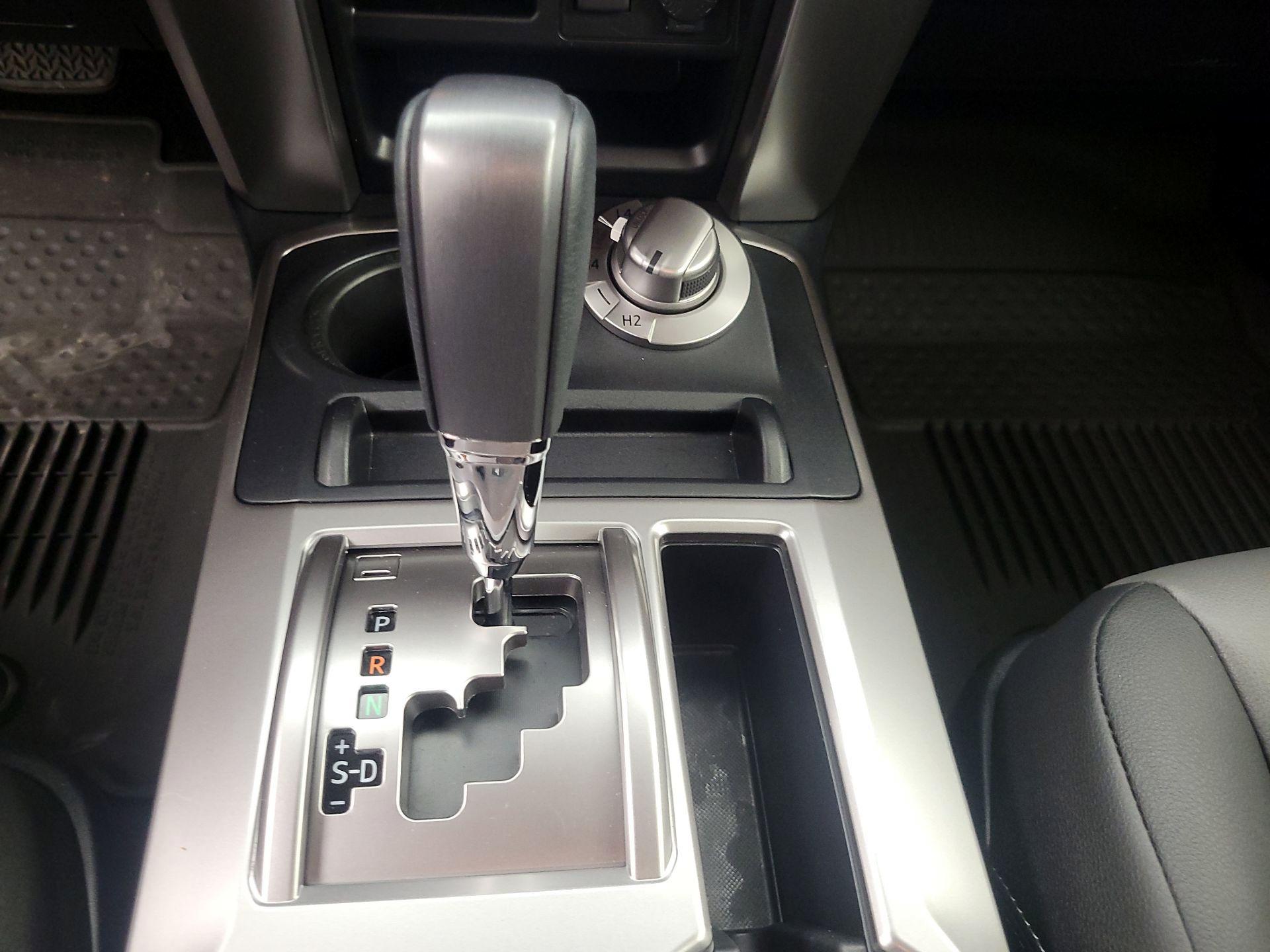 Thumbnail: 2024 Toyota 4Runner - 18