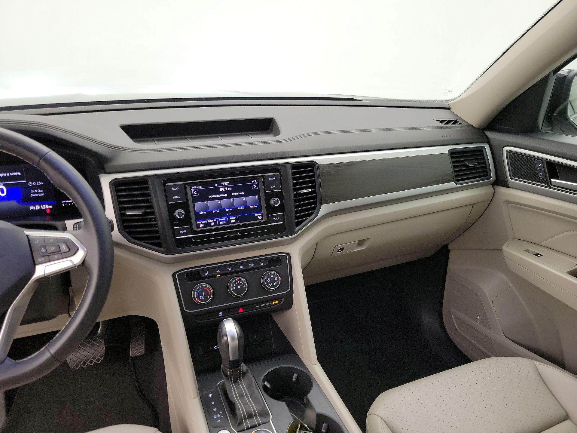 Thumbnail: 2023 Volkswagen Atlas - 9