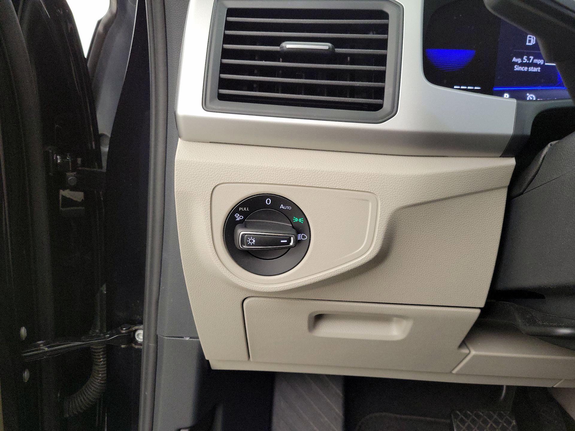 Thumbnail: 2023 Volkswagen Atlas - 13
