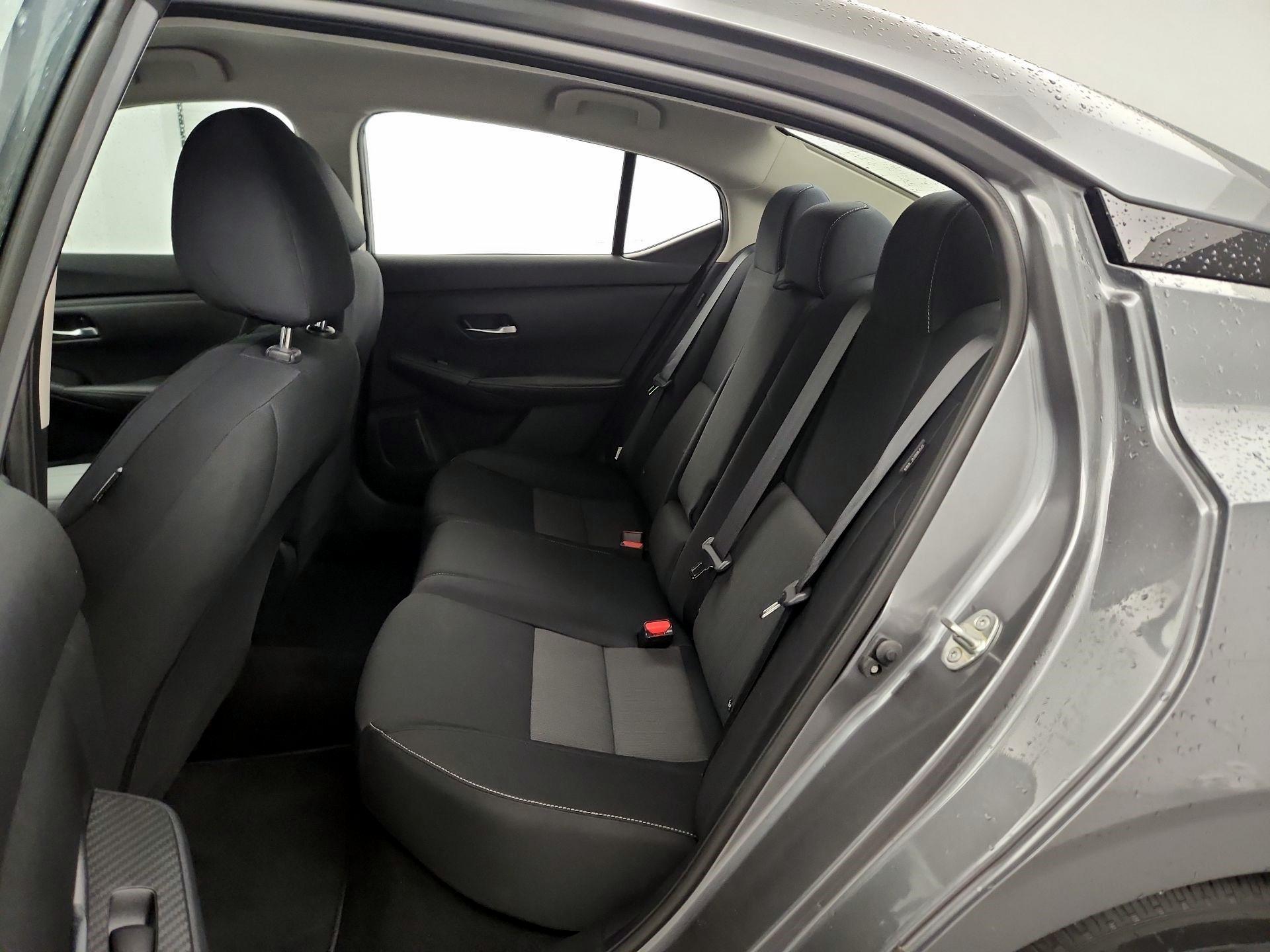 Thumbnail: 2021 Nissan Sentra - 17