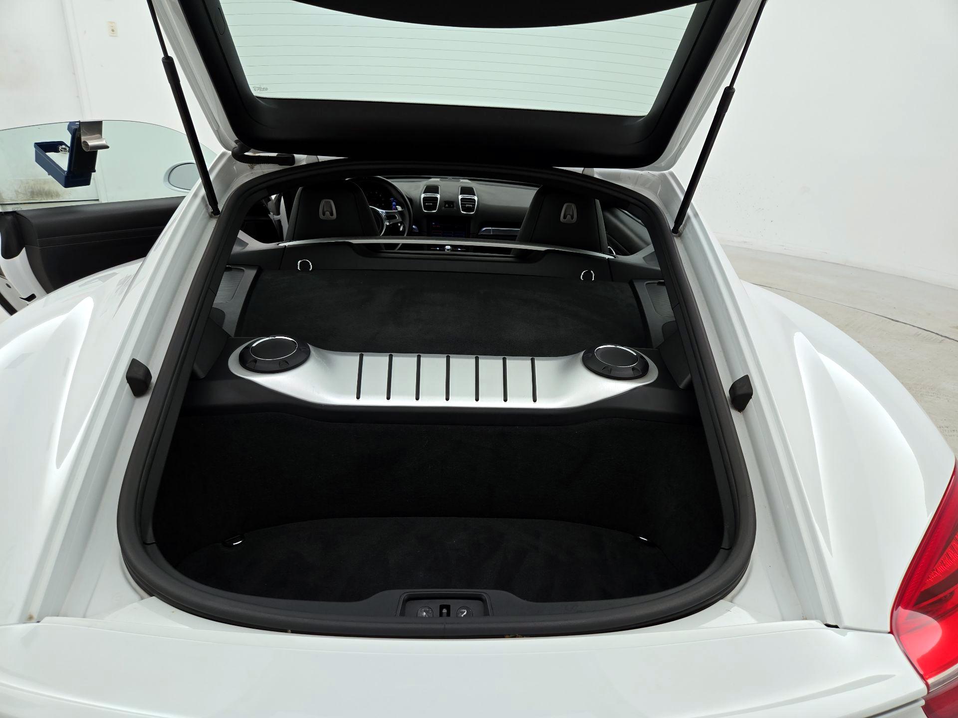 Thumbnail: 2015 Porsche Cayman - 18