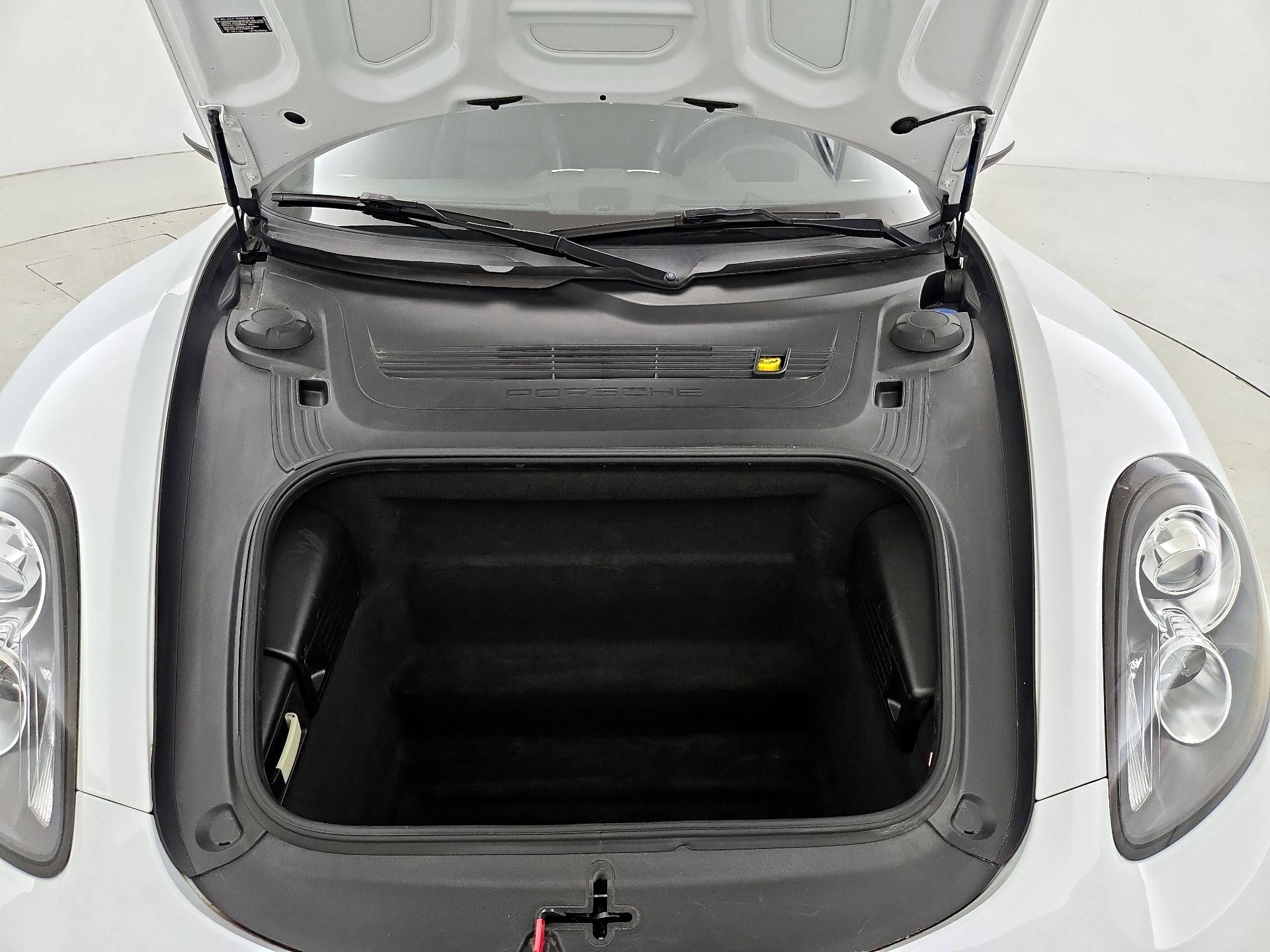 Thumbnail: 2015 Porsche Cayman - 19