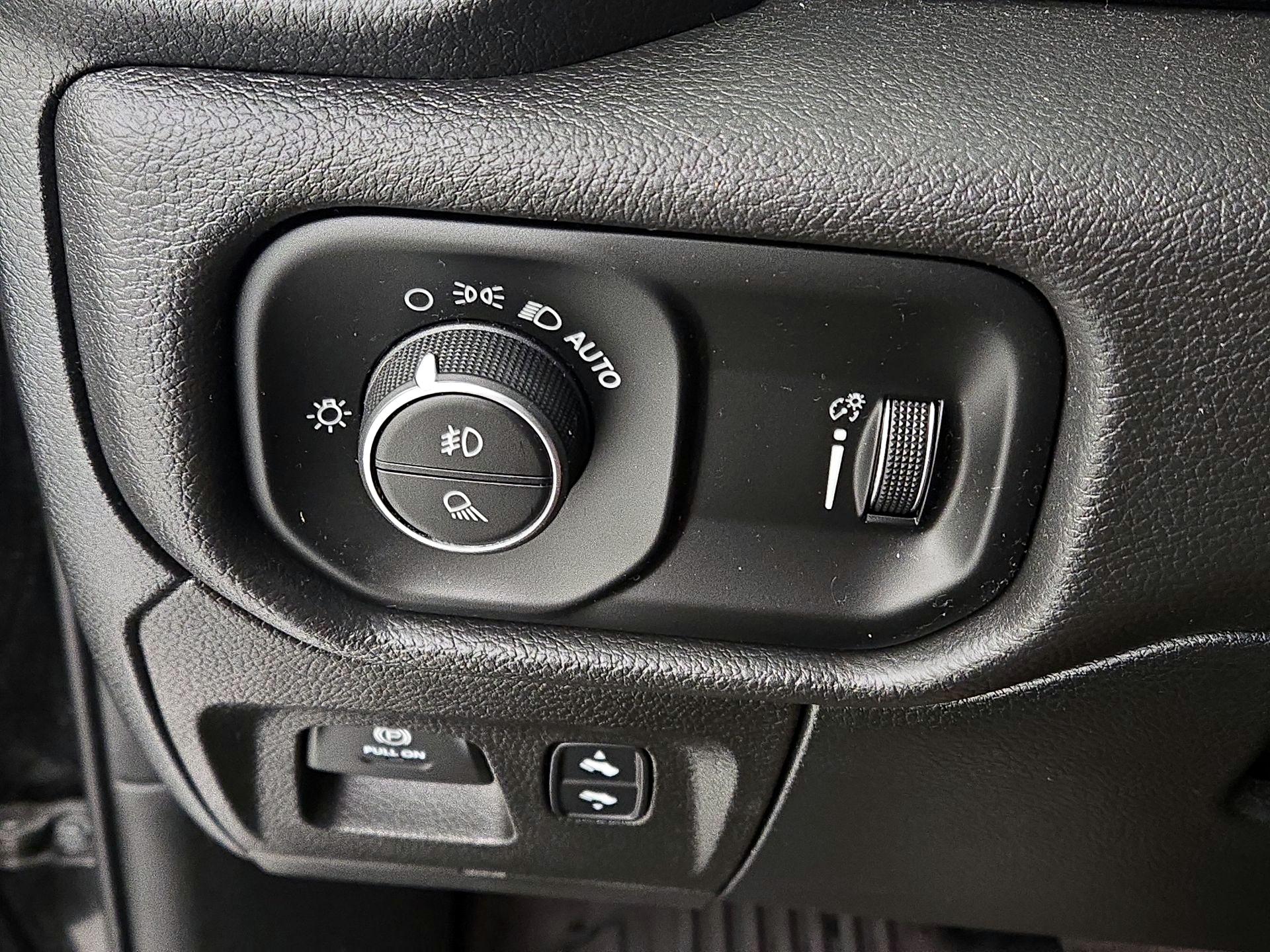 Thumbnail: 2021 RAM 1500 - 13