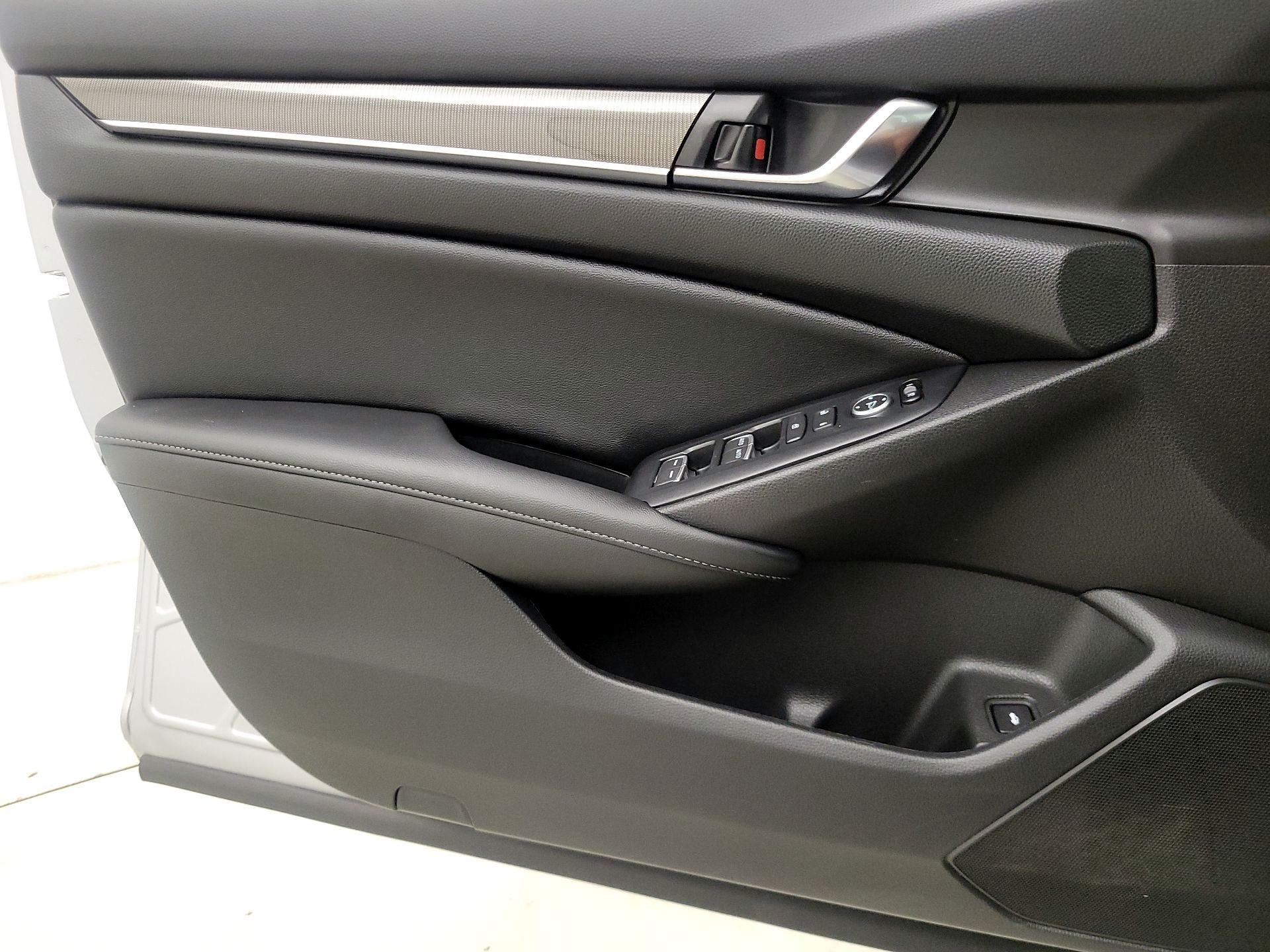 Thumbnail: 2021 Honda Accord - 12