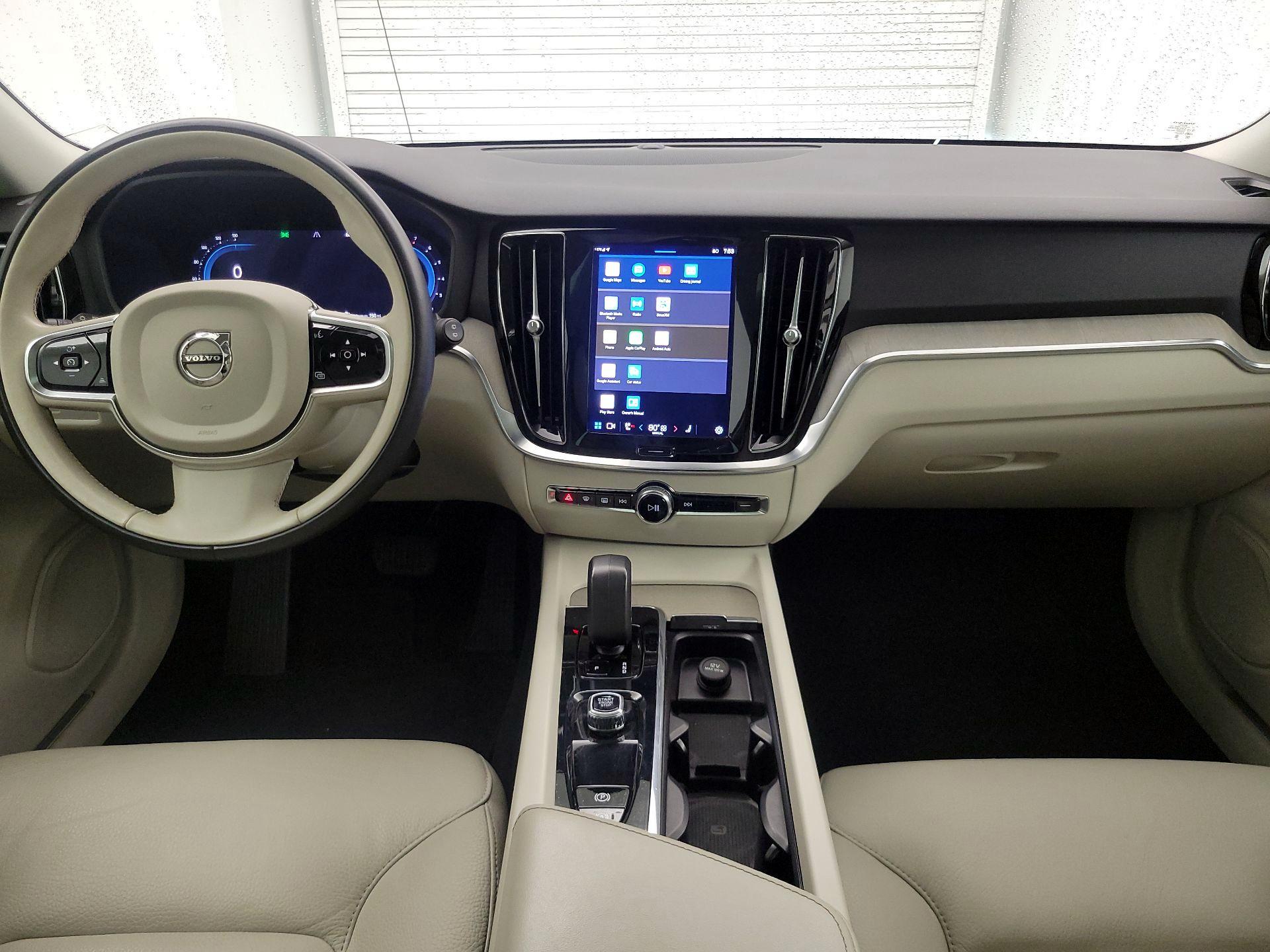 Thumbnail: 2023 Volvo S60 - 9
