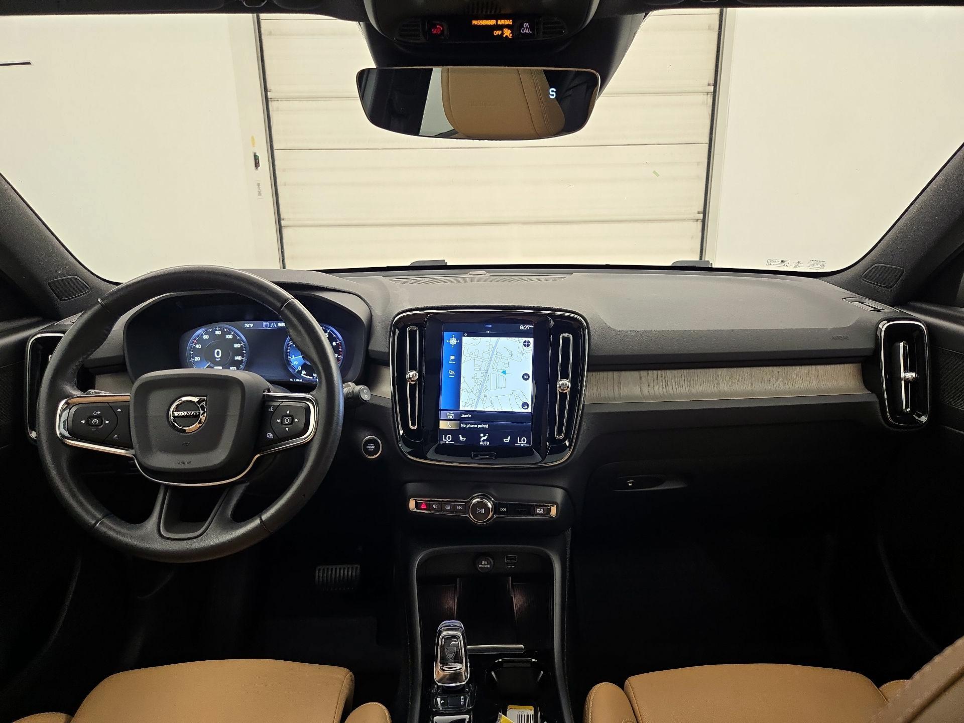 Thumbnail: 2019 Volvo XC40 - 9