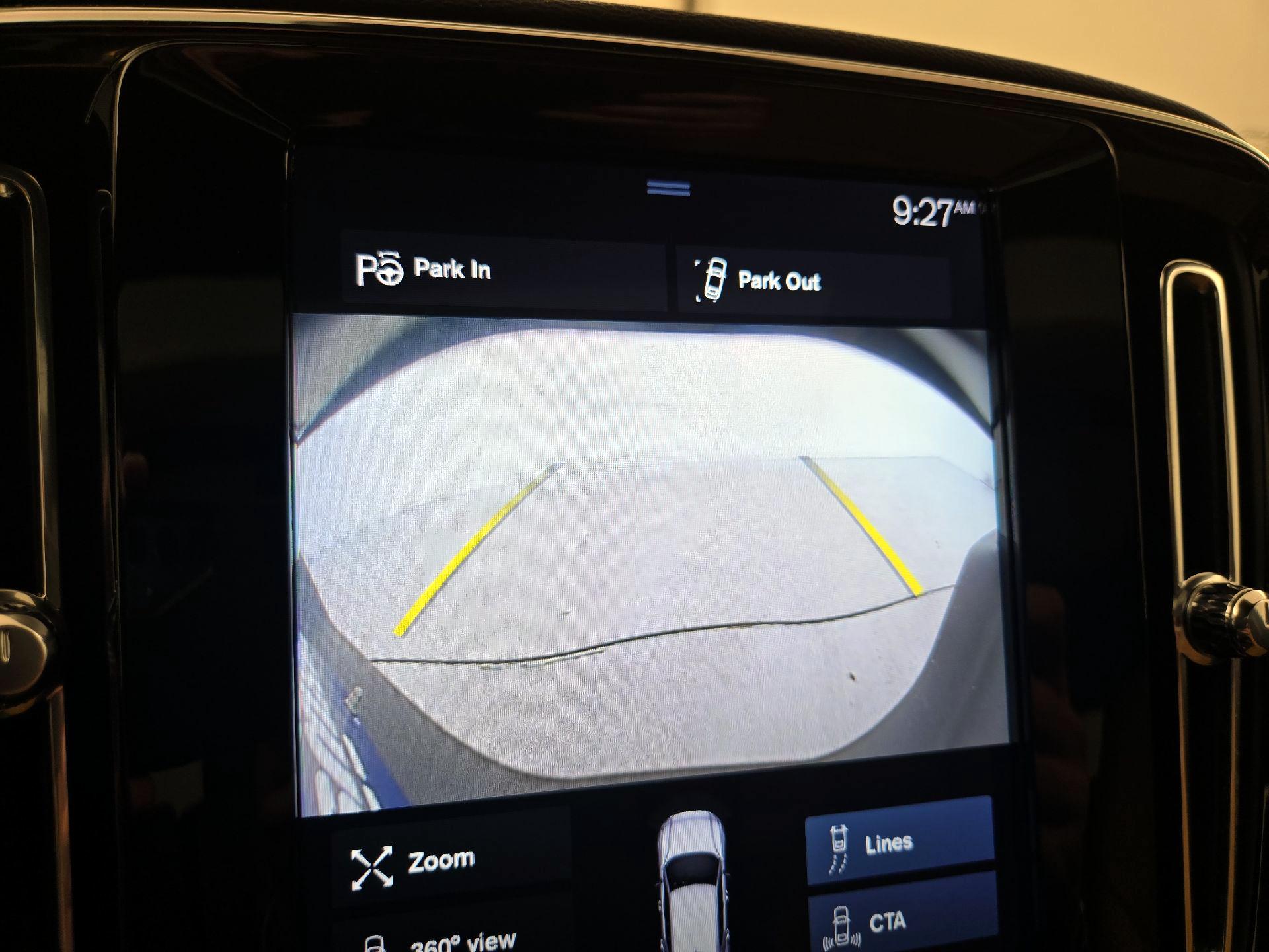 Thumbnail: 2019 Volvo XC40 - 15