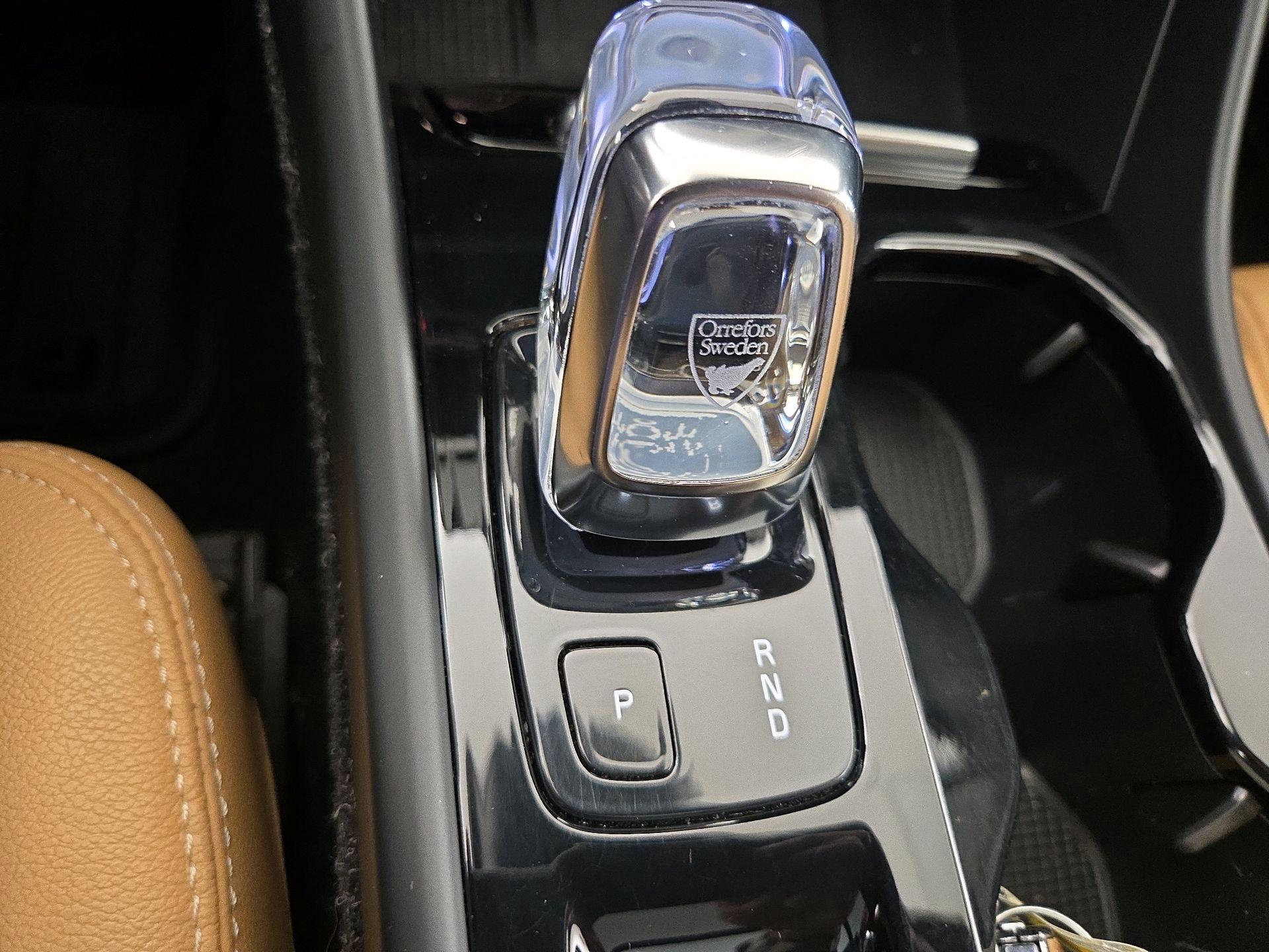Thumbnail: 2019 Volvo XC40 - 18
