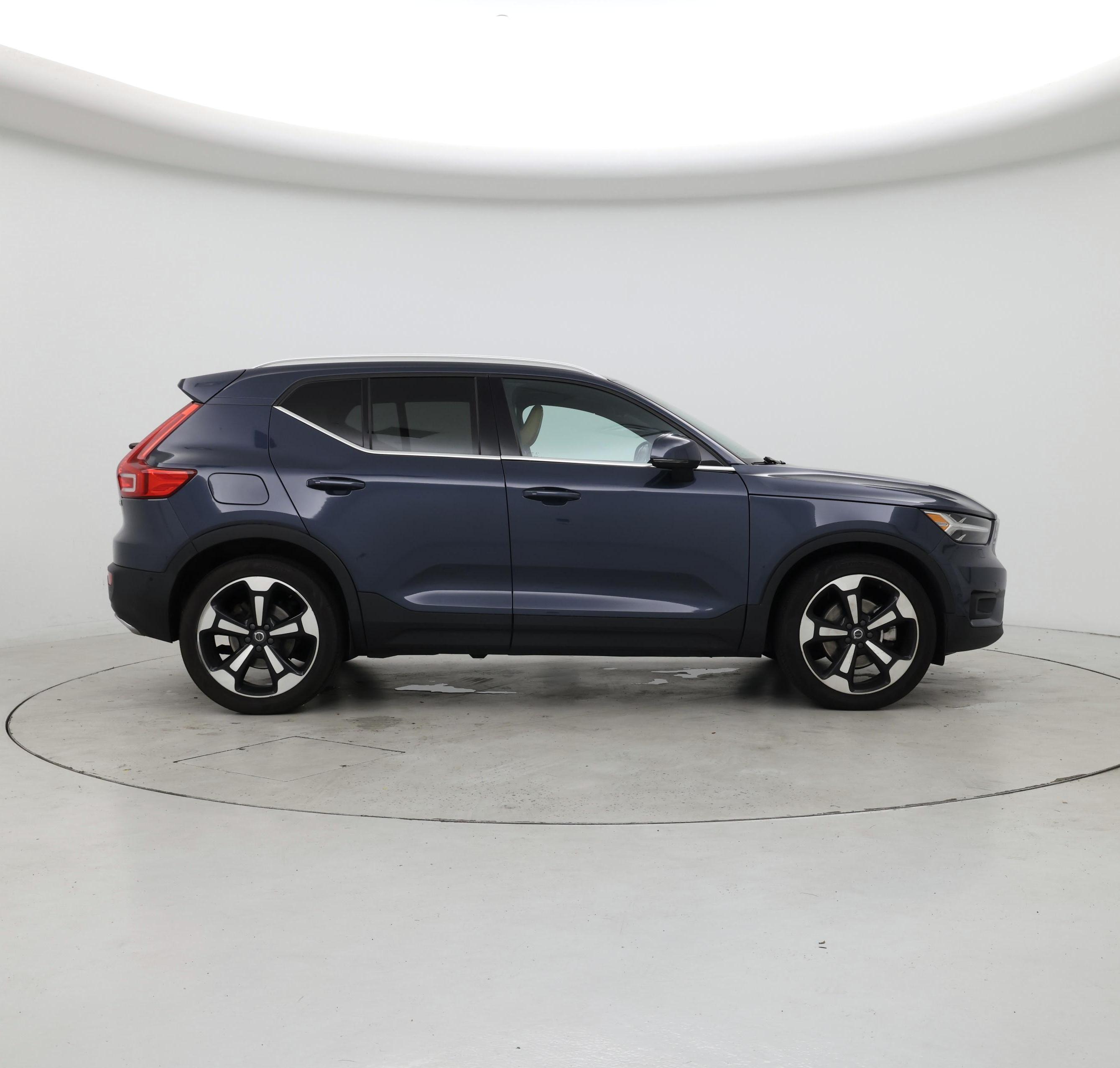 Thumbnail: 2019 Volvo XC40 - 7