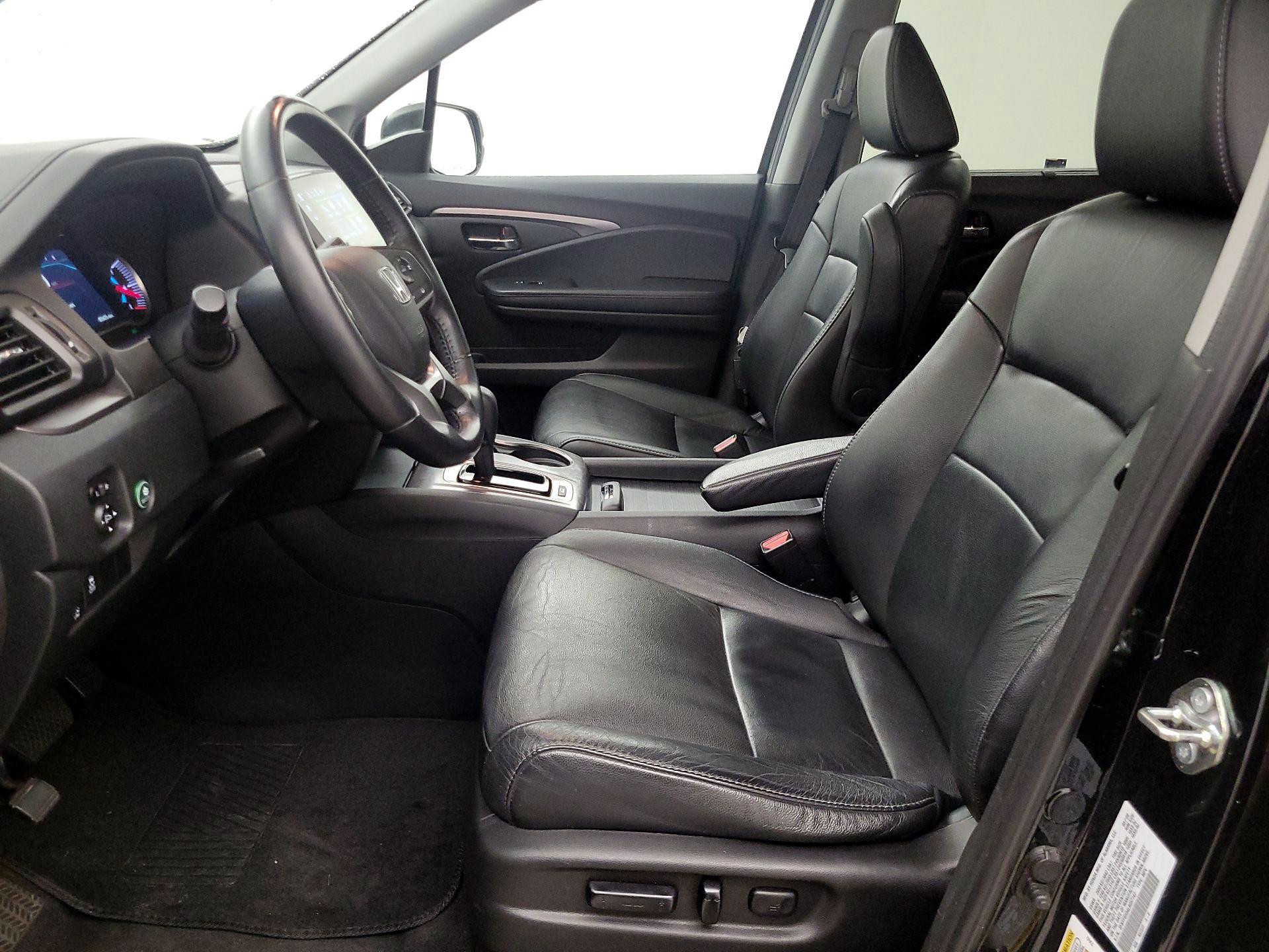 Thumbnail: 2020 Honda Pilot - 11
