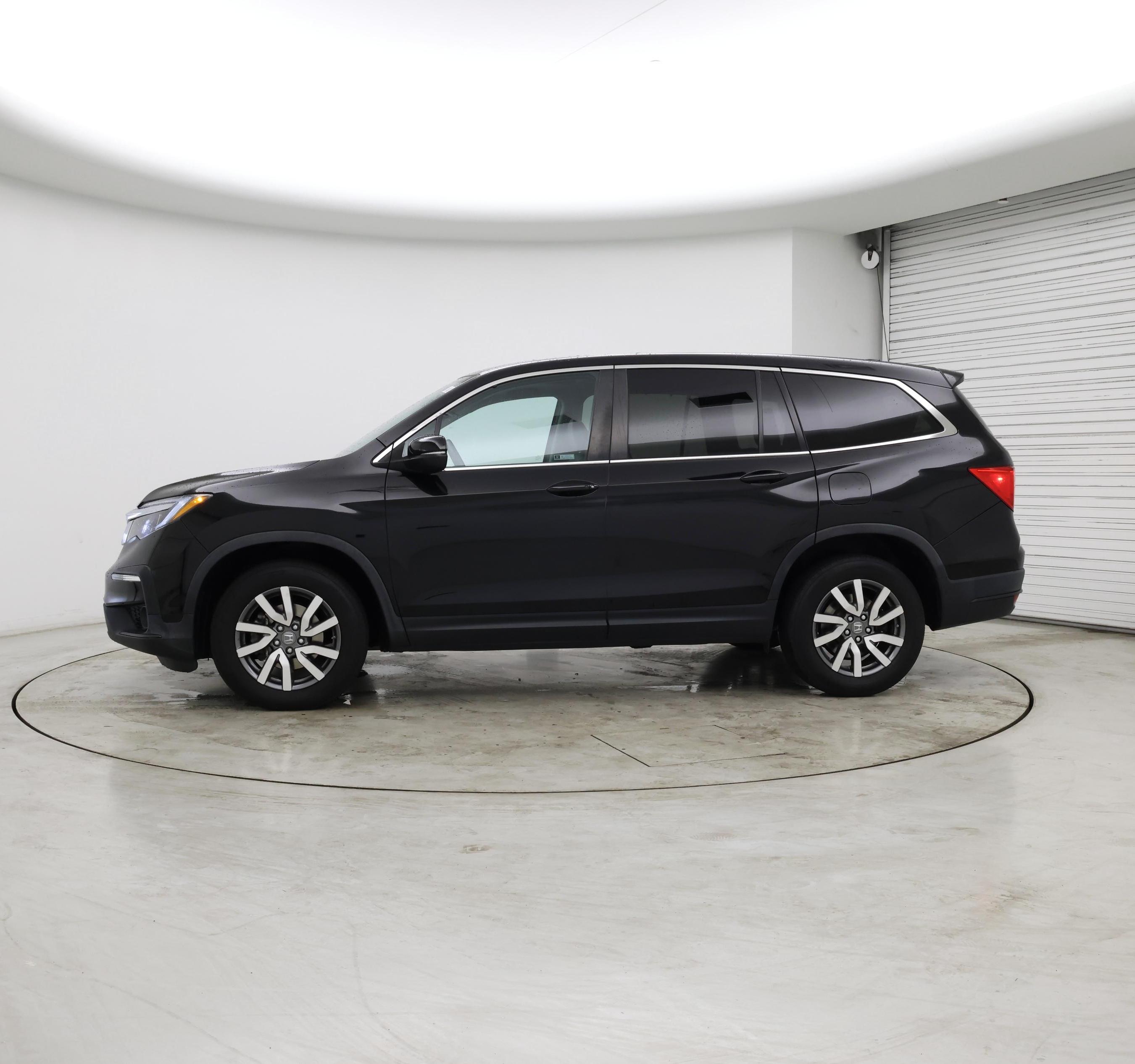 Thumbnail: 2020 Honda Pilot - 3