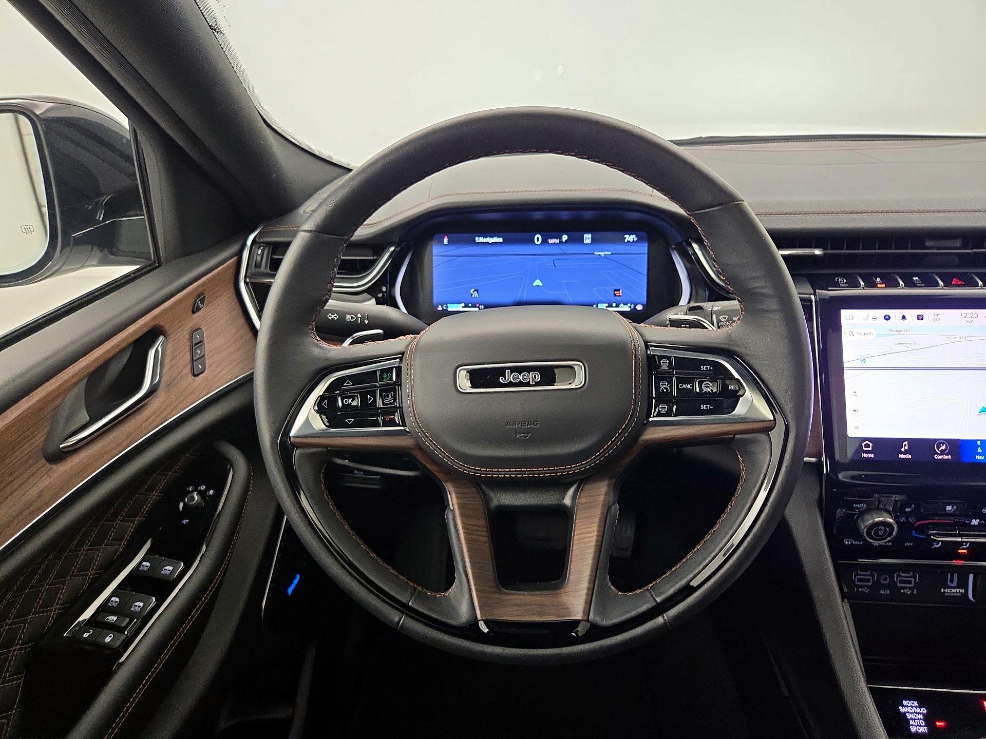 Thumbnail: 2024 Jeep Grand Cherokee L - 10