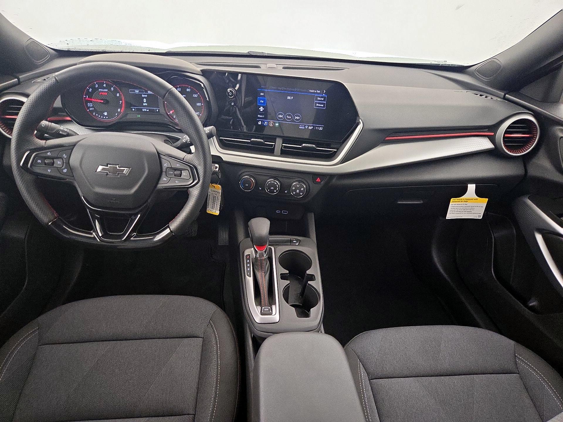 Thumbnail: 2024 Chevrolet Trax - 9