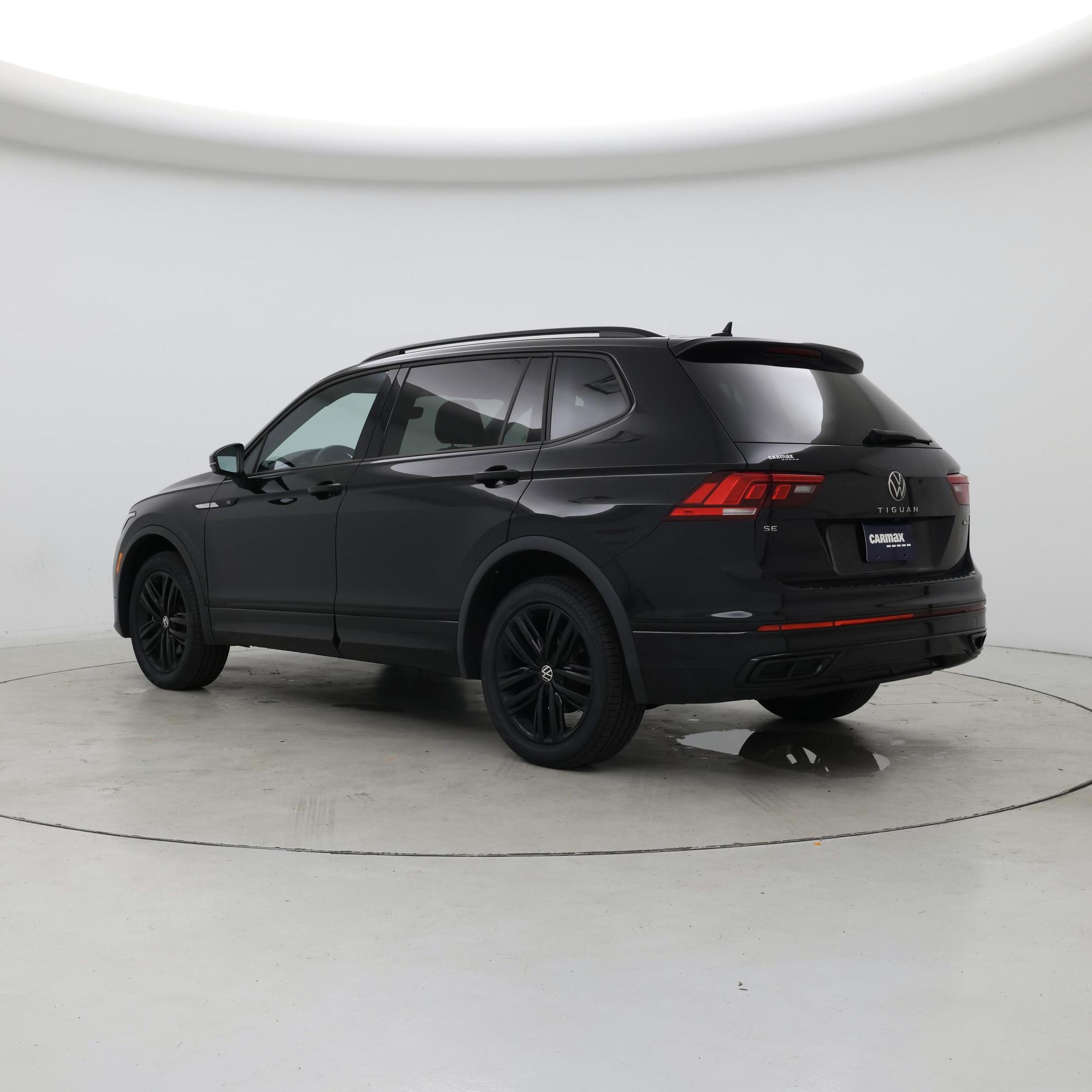 Thumbnail: 2022 Volkswagen Tiguan - 2